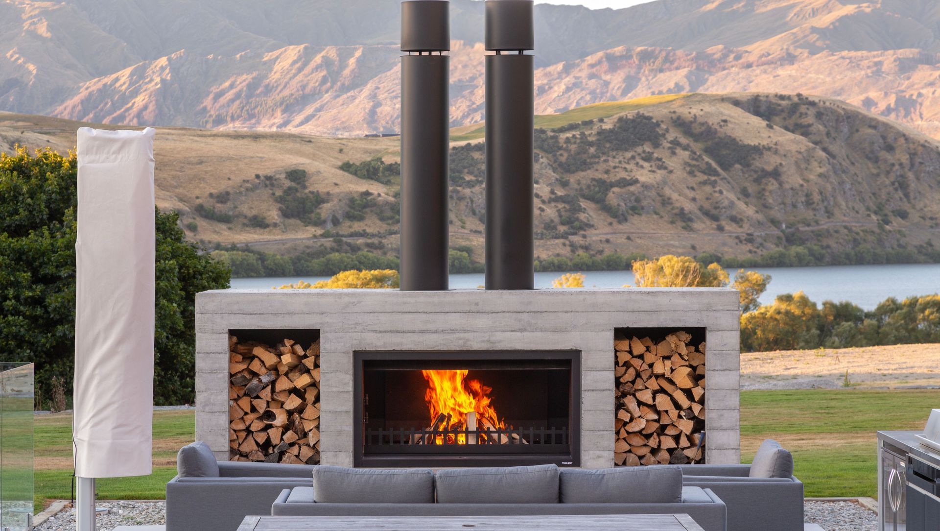 Trendz Outdoor Fireplace - Alec Robins Queenstown banner
