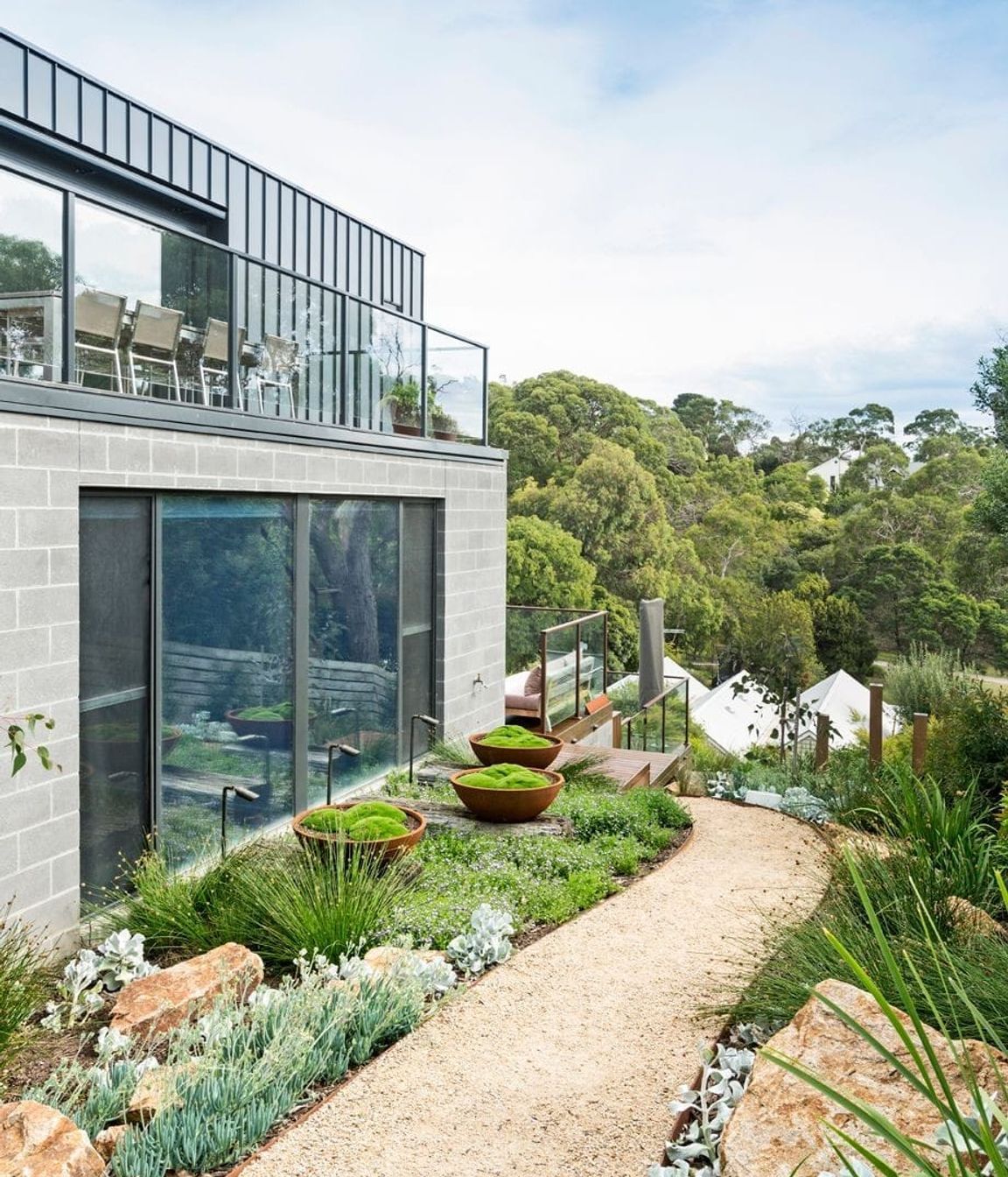 Photography: Patrick Redmond | Coastal landscape design