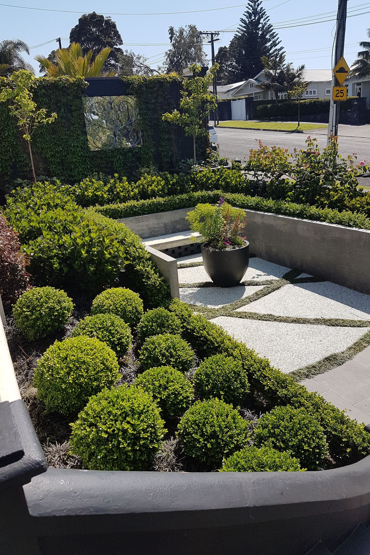 Classical and contemporary courtyard, Mt Eden