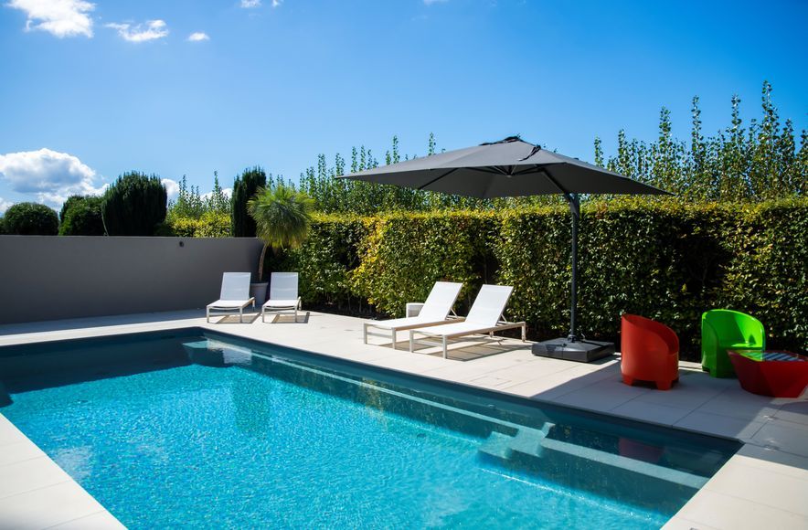 Vineyard Splash – The Dancing Oasis