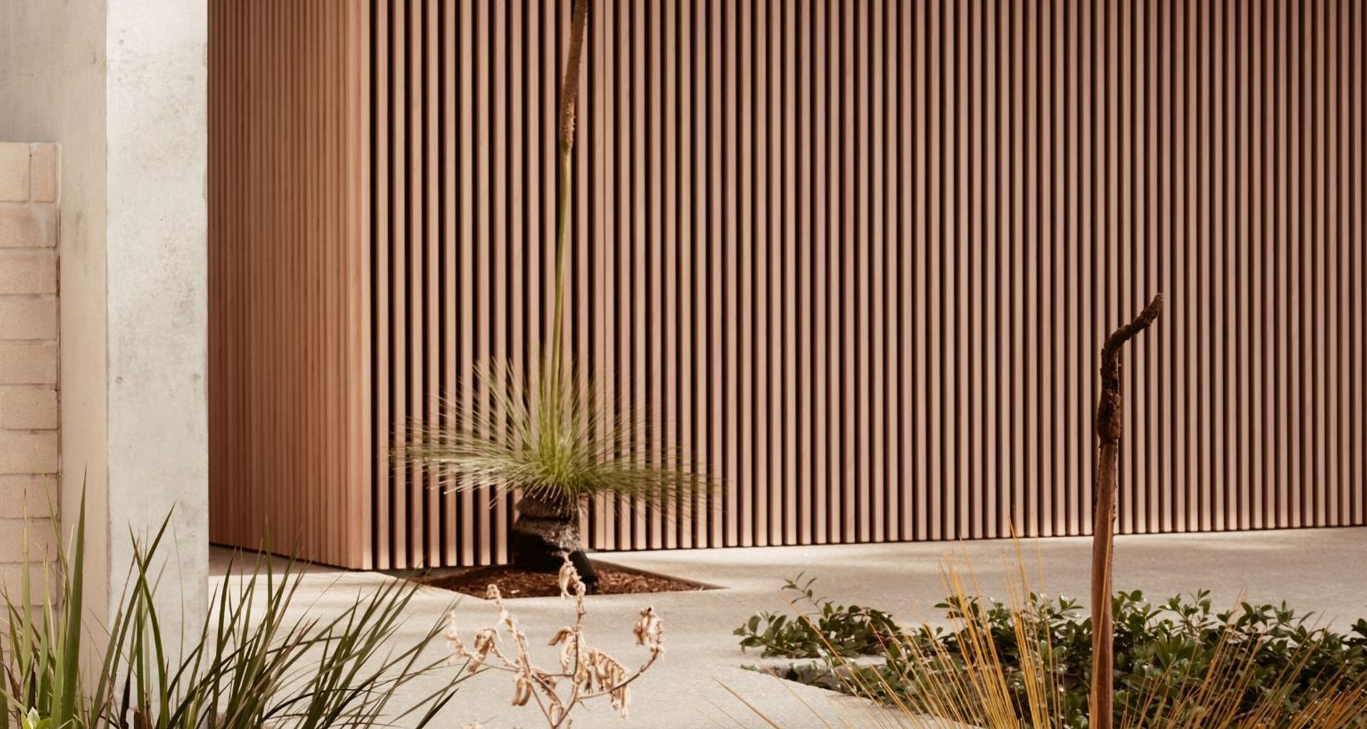 Bairnsdale House: A Mixed Material Masterpiece banner
