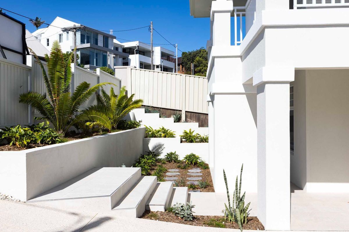 Bar Beach | Coastal Luxury