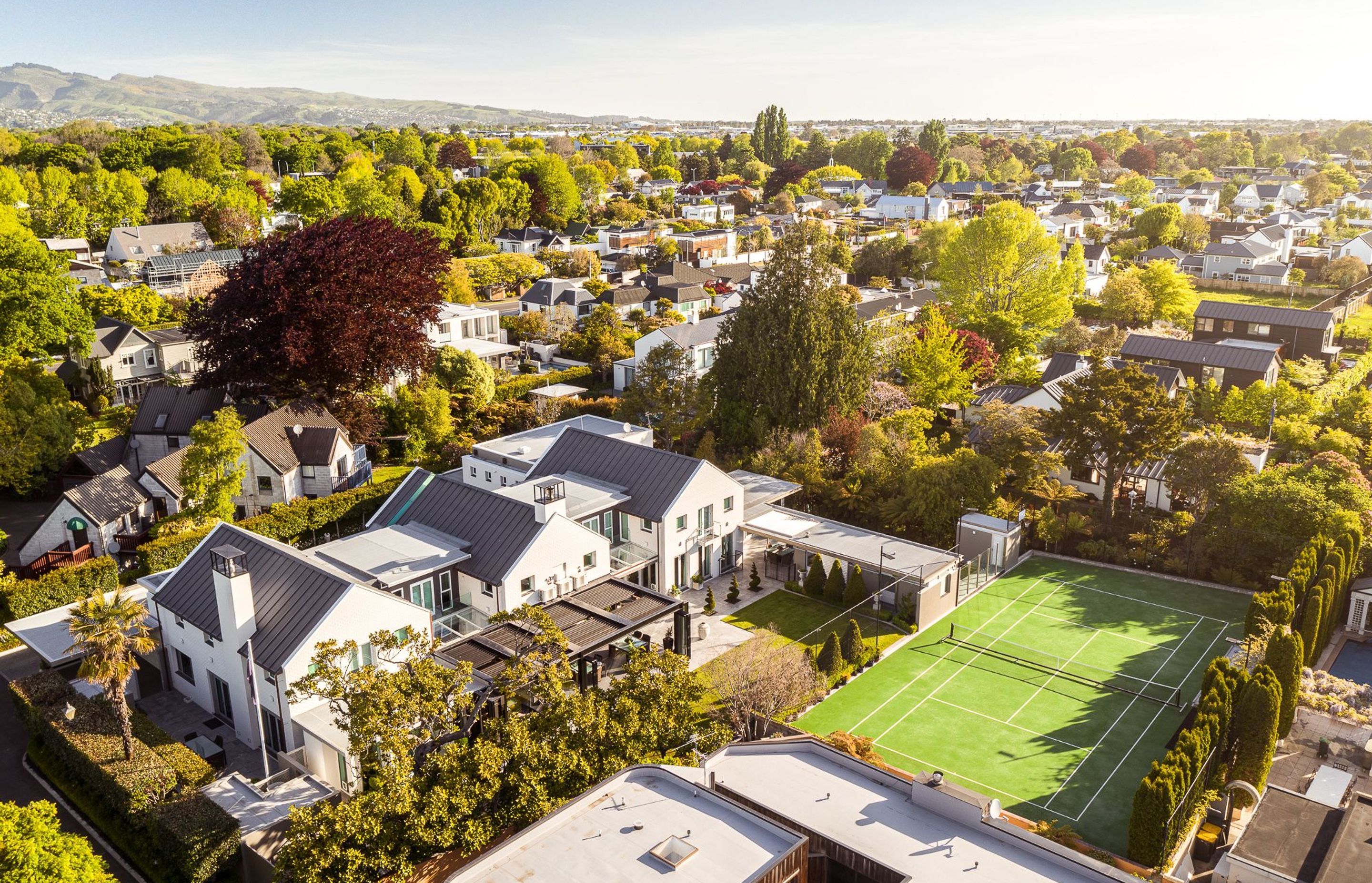 Holmwood Road, Merivale