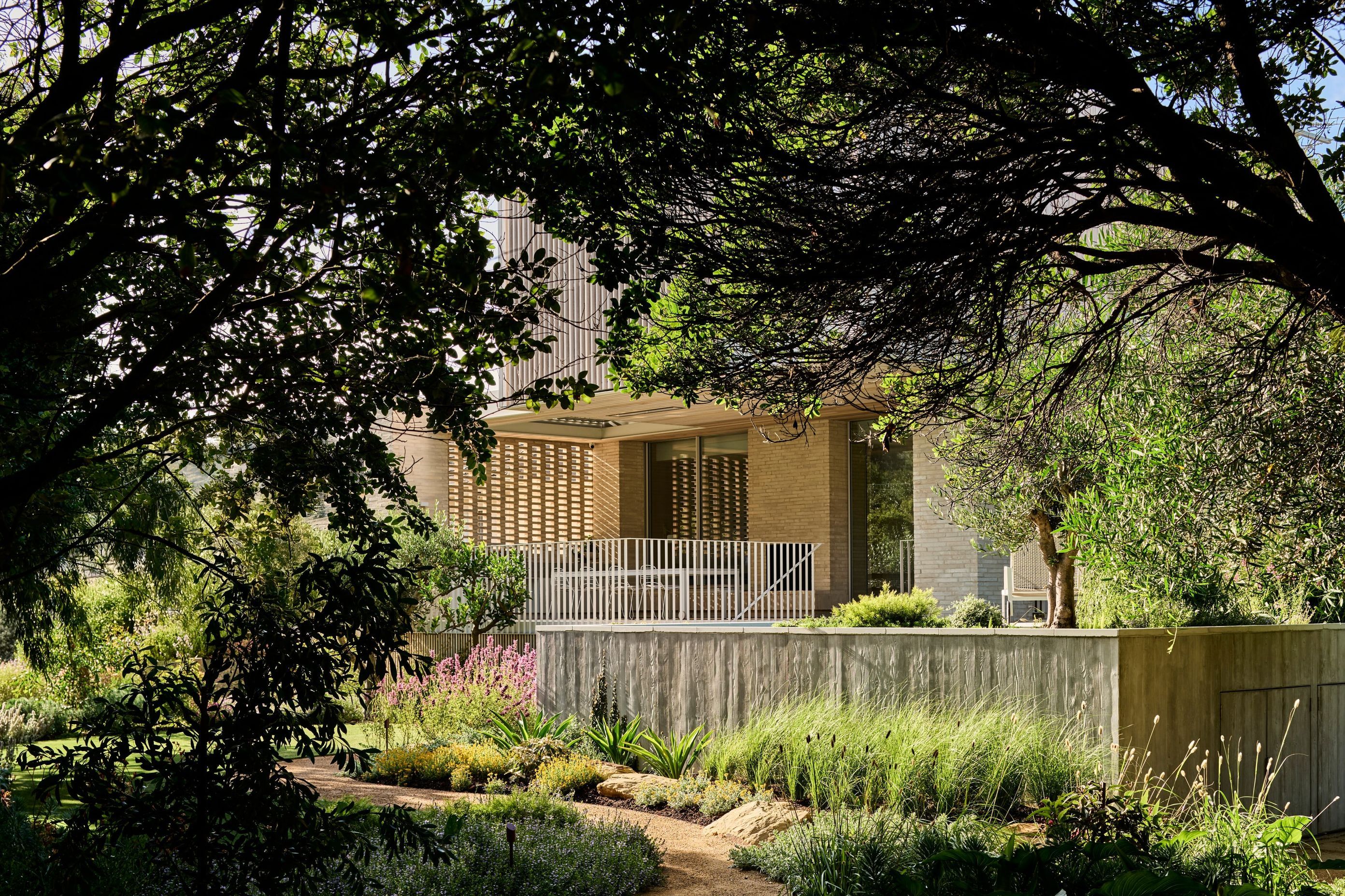 Board-Form-Veneer-Krause-Bricks-Barwon-Heads.JPG