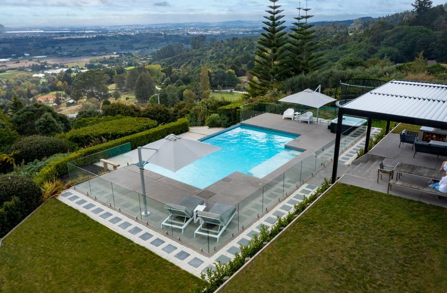 Drury Hills