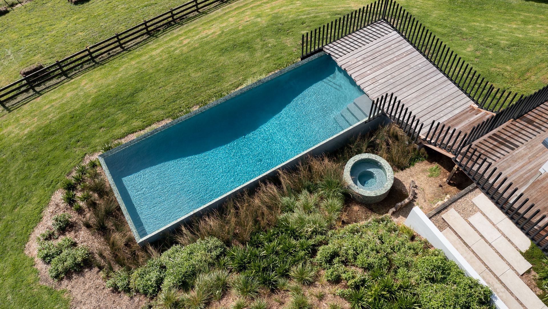 Hunua Pool & Spa banner