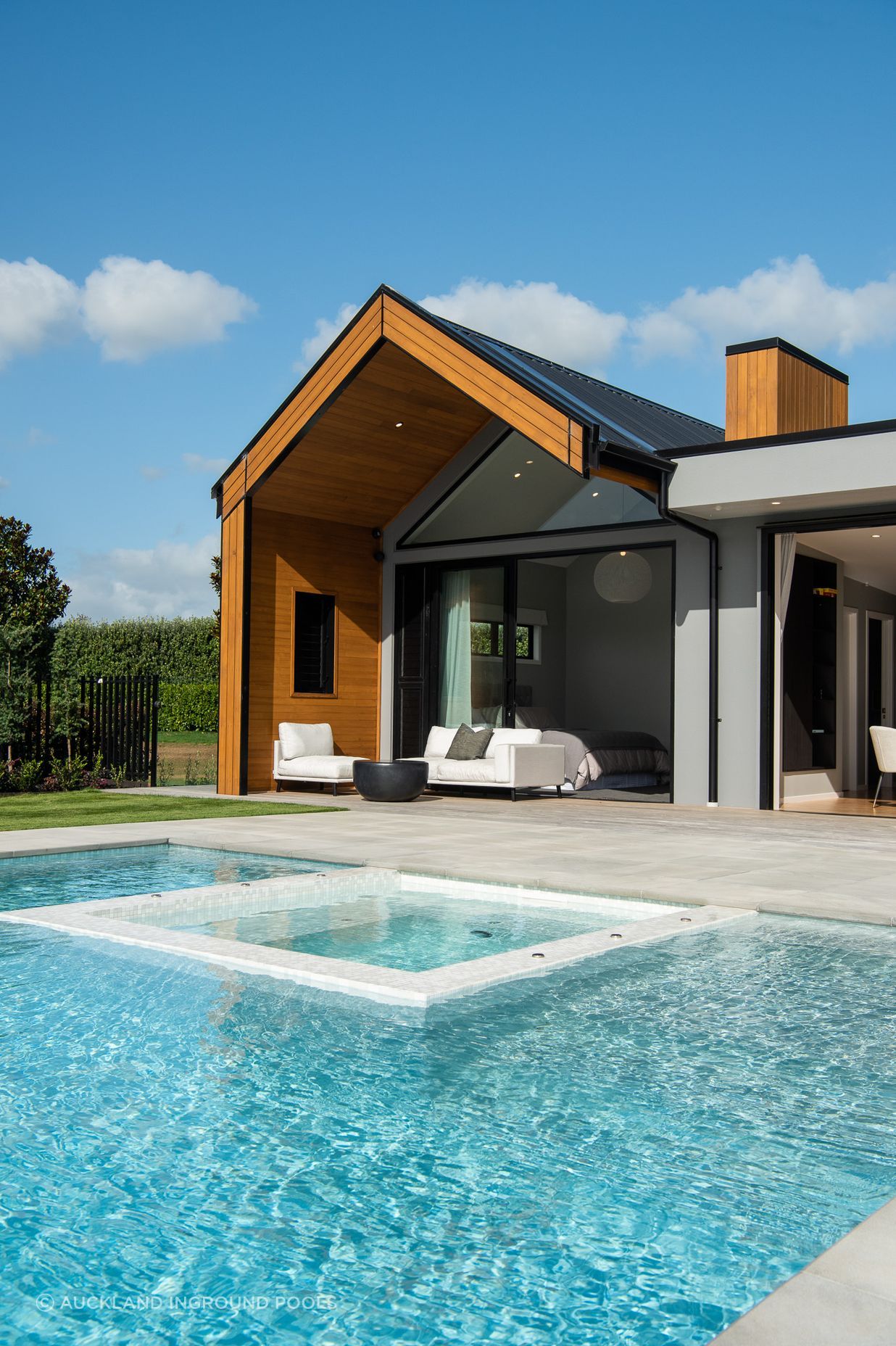 Hydrazzo Gulfstream Blue Pool Render, Bisazza Ghiaccio Tiles, Sica Grey Sandstone Coping & Pavers