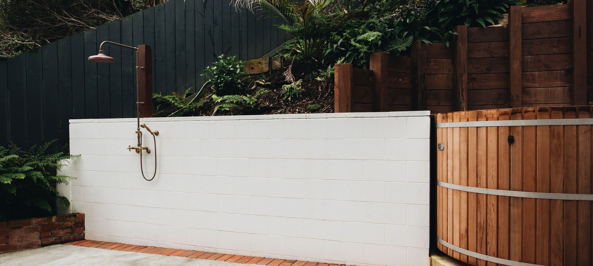 ISLAND BAY | Features banner