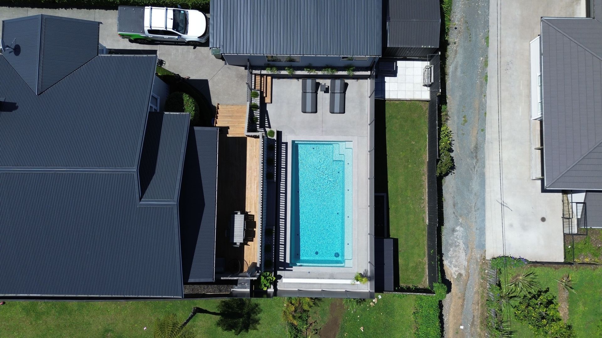 Location: Kensington, Whangarei Shape: Sanctuary Size: 8.0m x 4.2m Colour: Quartz