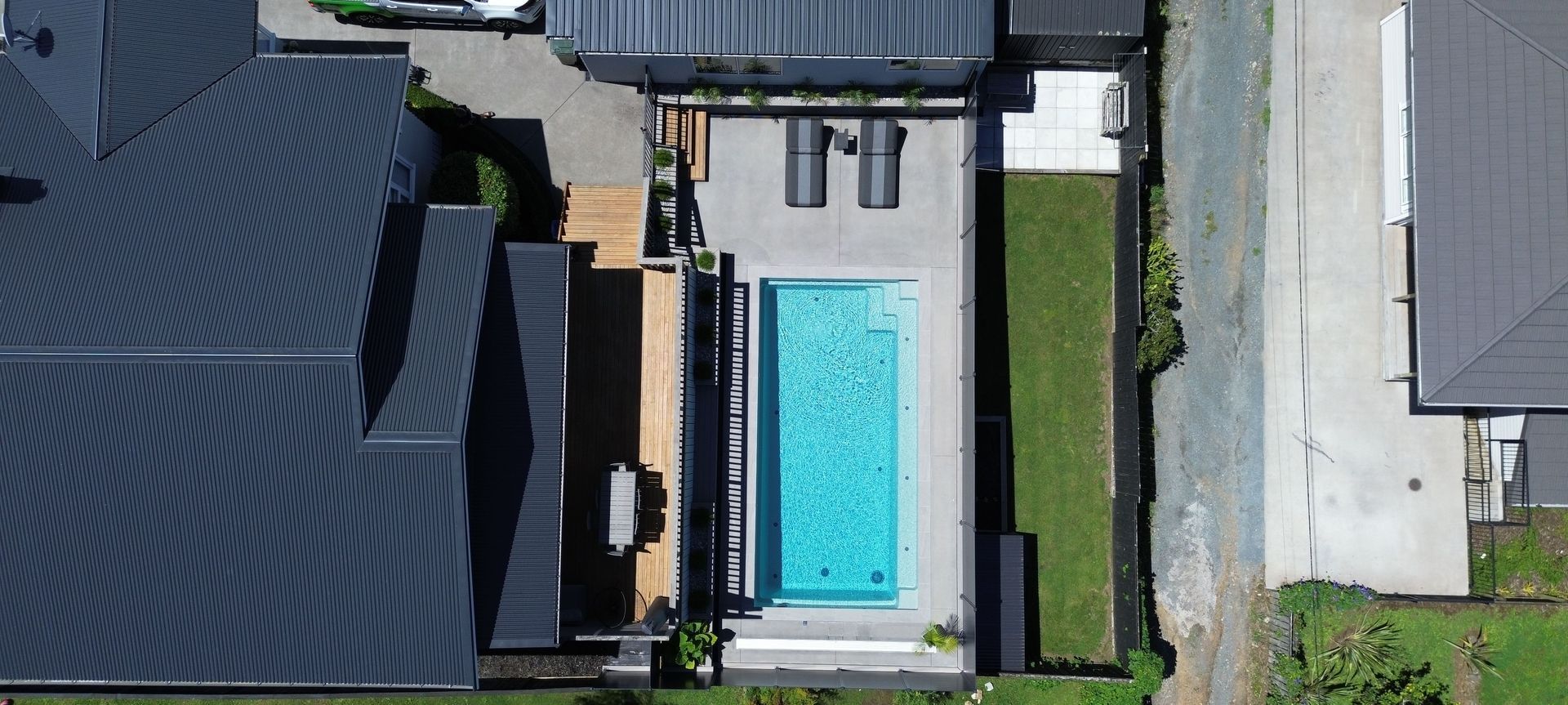 Location: Kensington, Whangarei Shape: Sanctuary Size: 8.0m x 4.2m Colour: Quartz