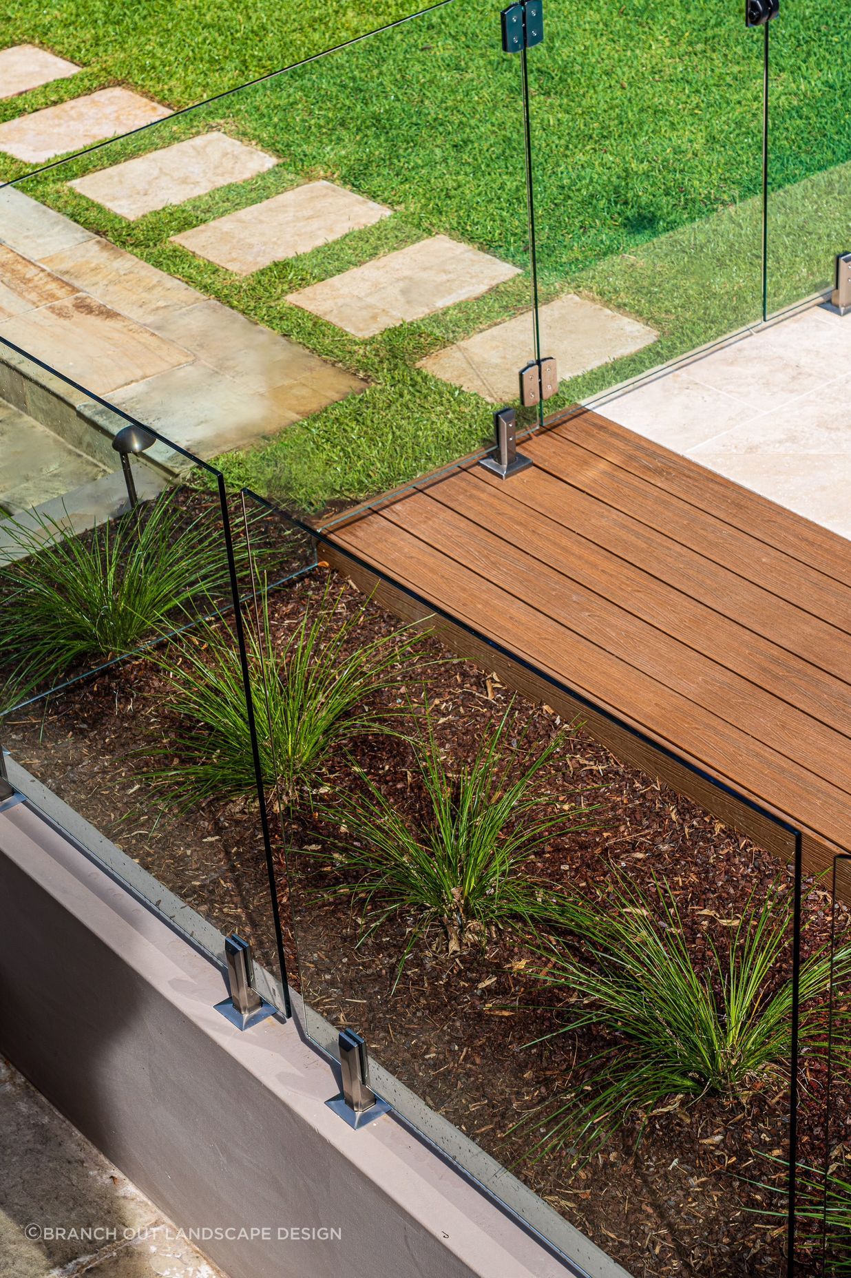 Cotswold Wall Cladding | Classic Travertine | Branch Out Landscape Design | Outdoor Residential