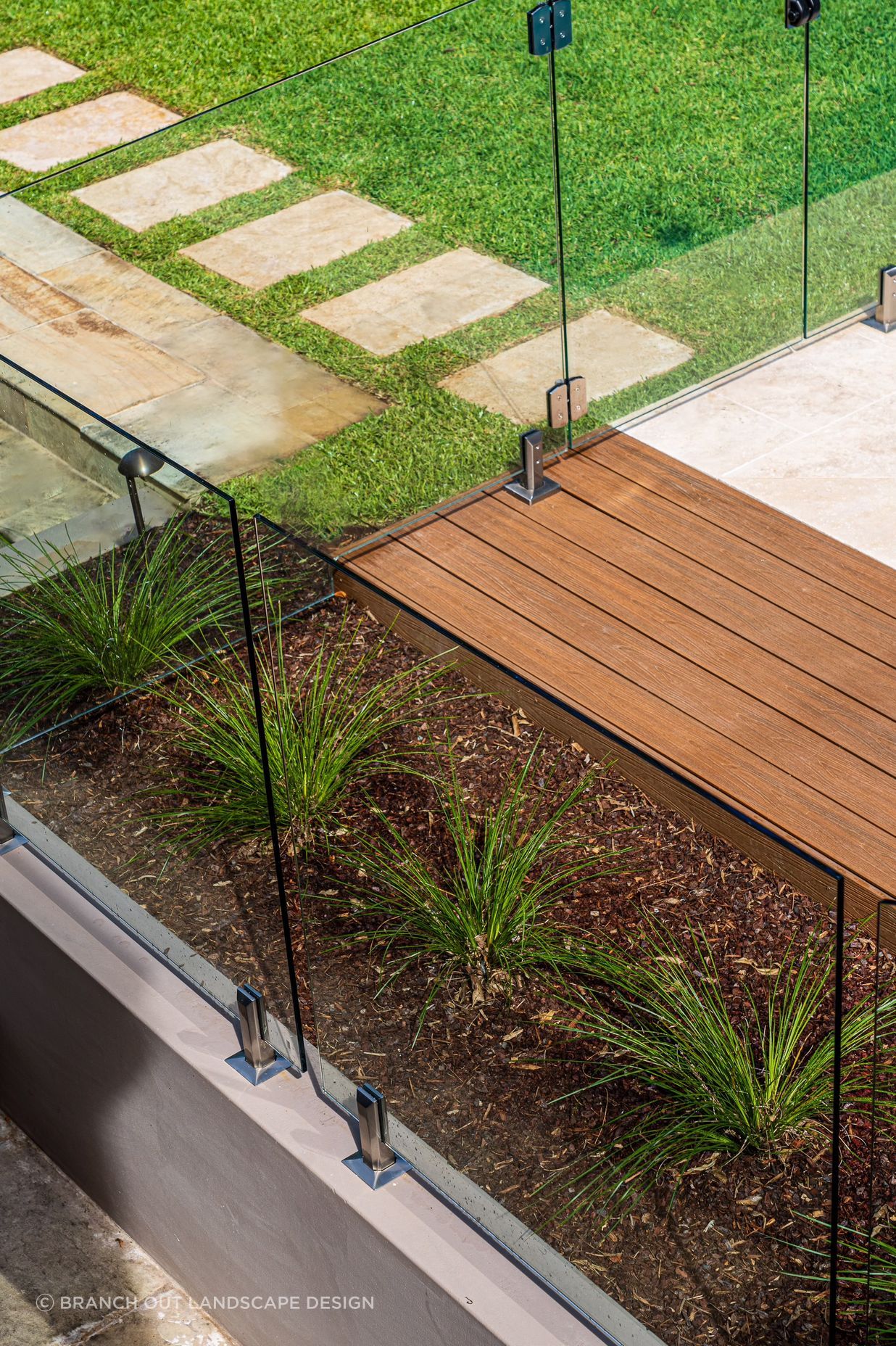 Cotswold Wall Cladding | Classic Travertine | Branch Out Landscape Design | Outdoor Residential