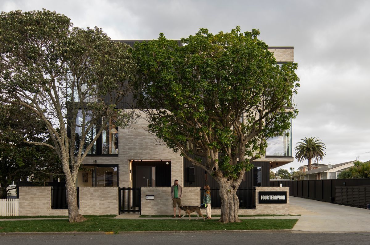 FOUR TENNYSON
