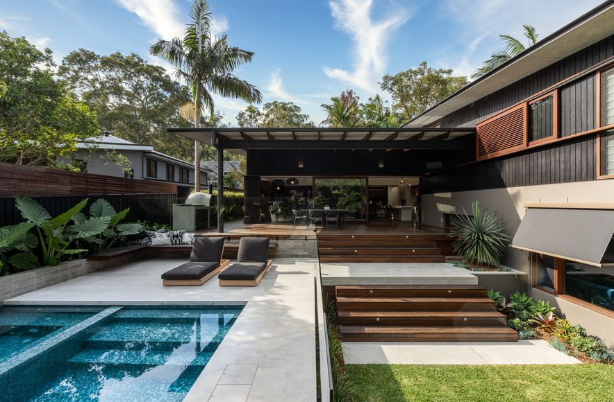 Wet Edge Pool