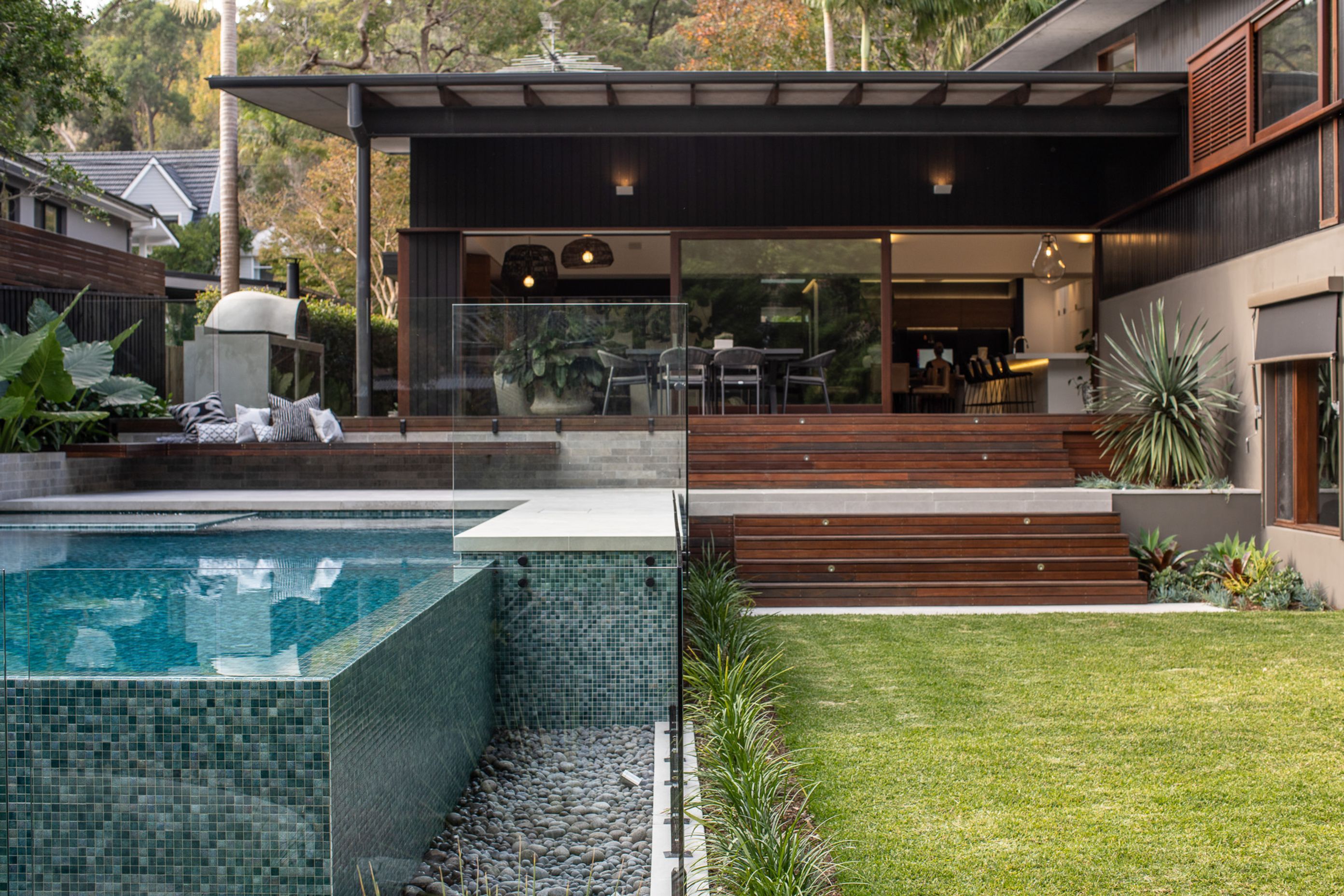 Wet Edge Pool