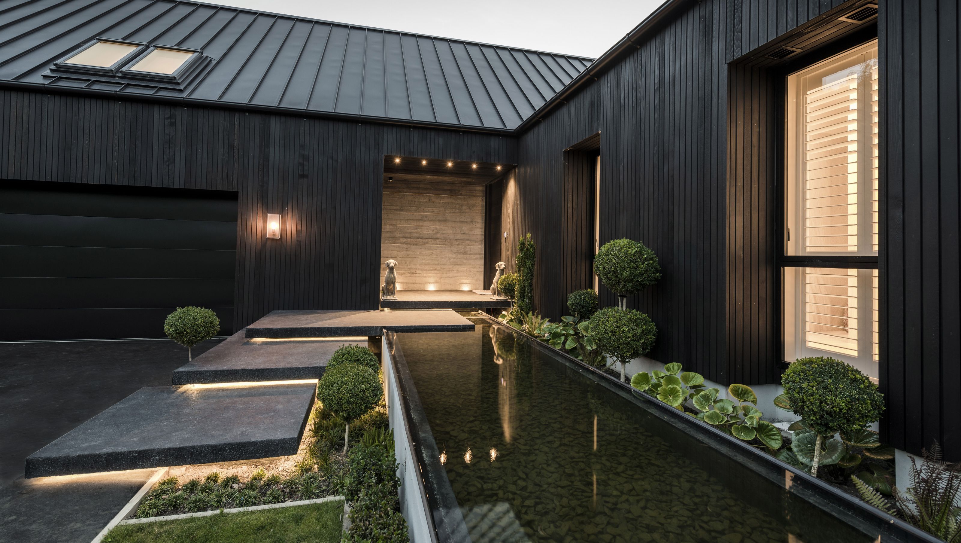 Black House