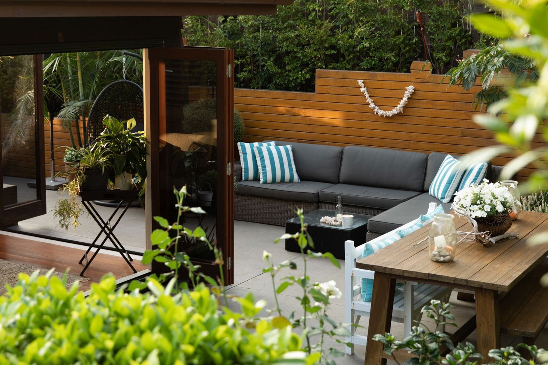 Shabby Chic Garden Delight