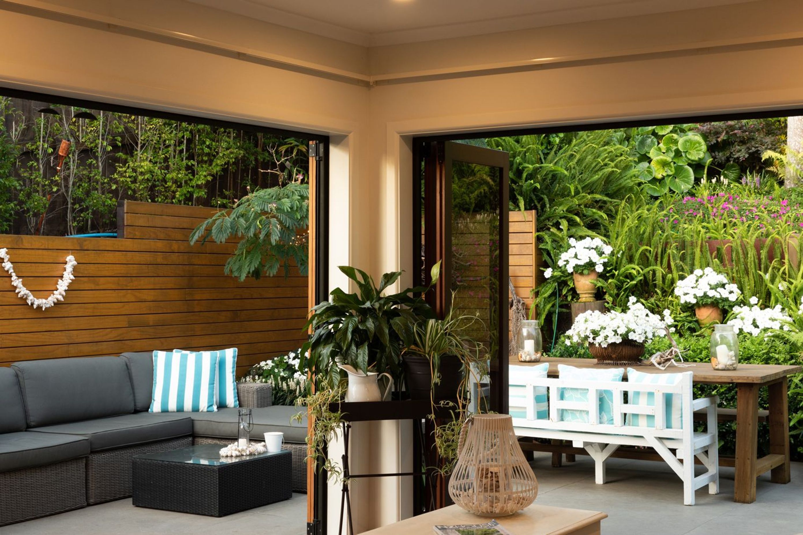 Shabby Chic Garden Delight