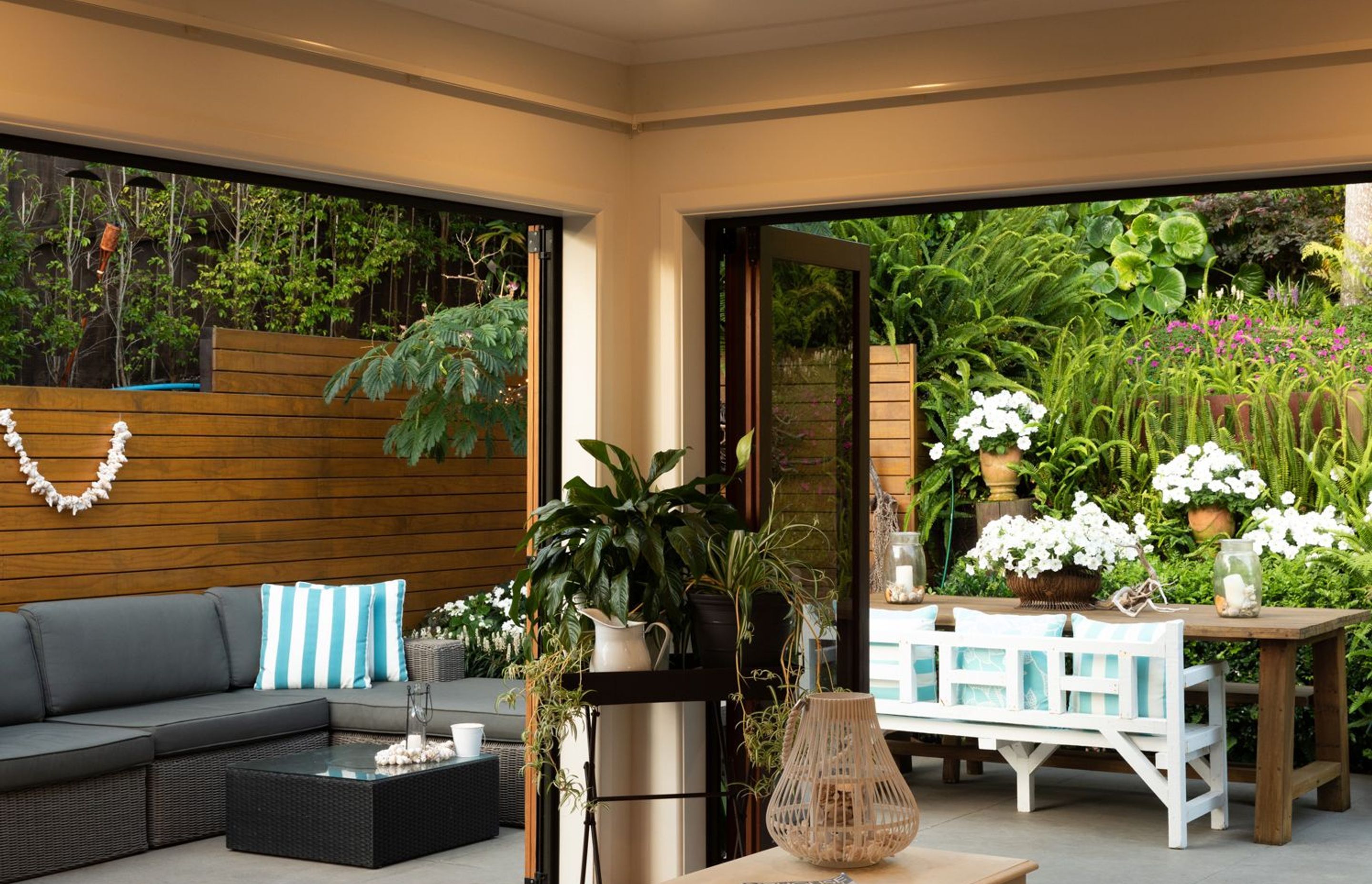 Shabby Chic Garden Delight