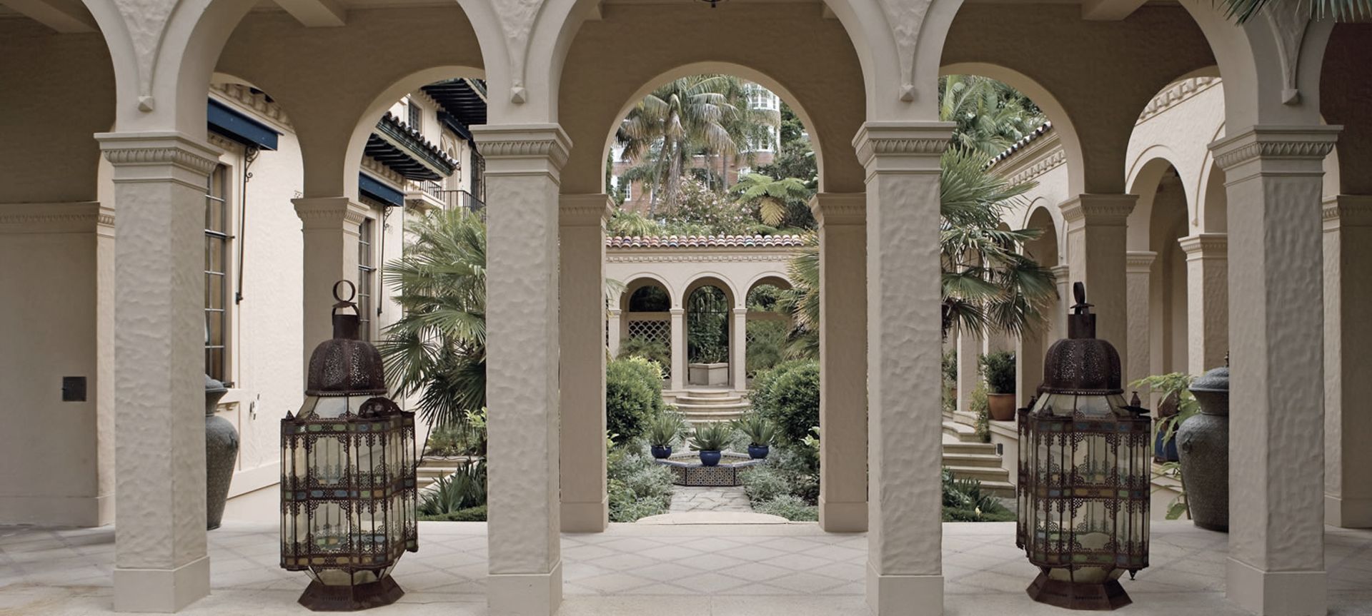 Elizabeth Bay banner