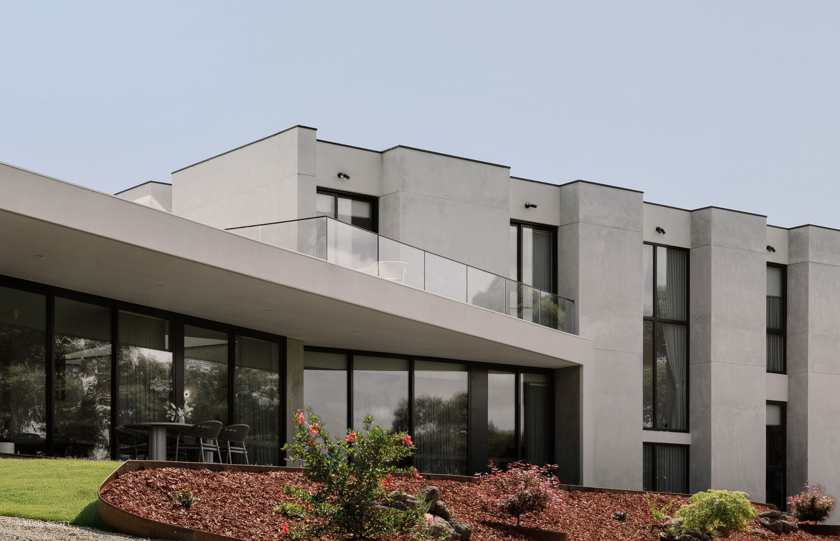 EnclaveArchitectsHouse-on-the-hill-1.jpg