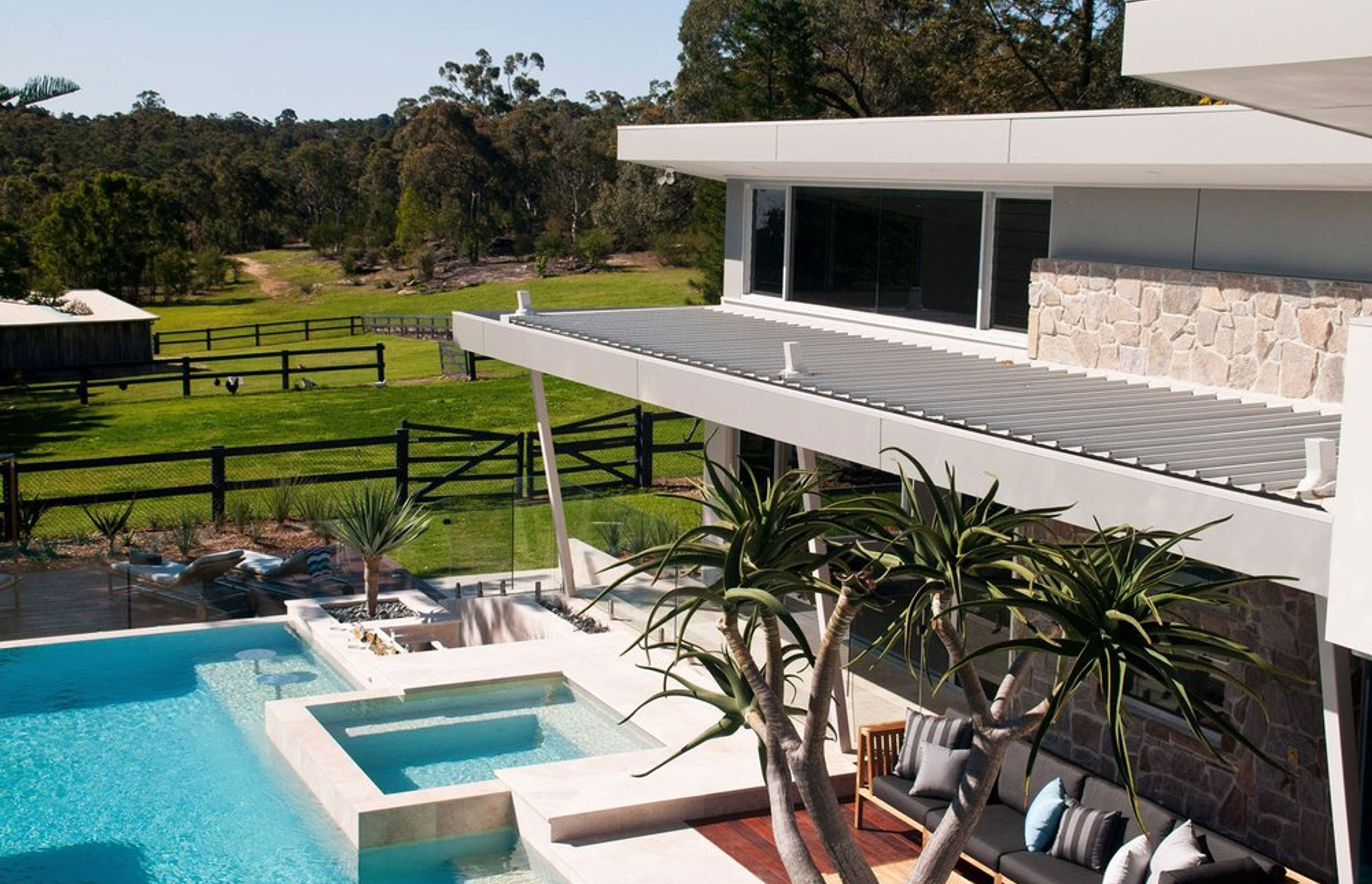 Glenhaven: NSW - Acreage