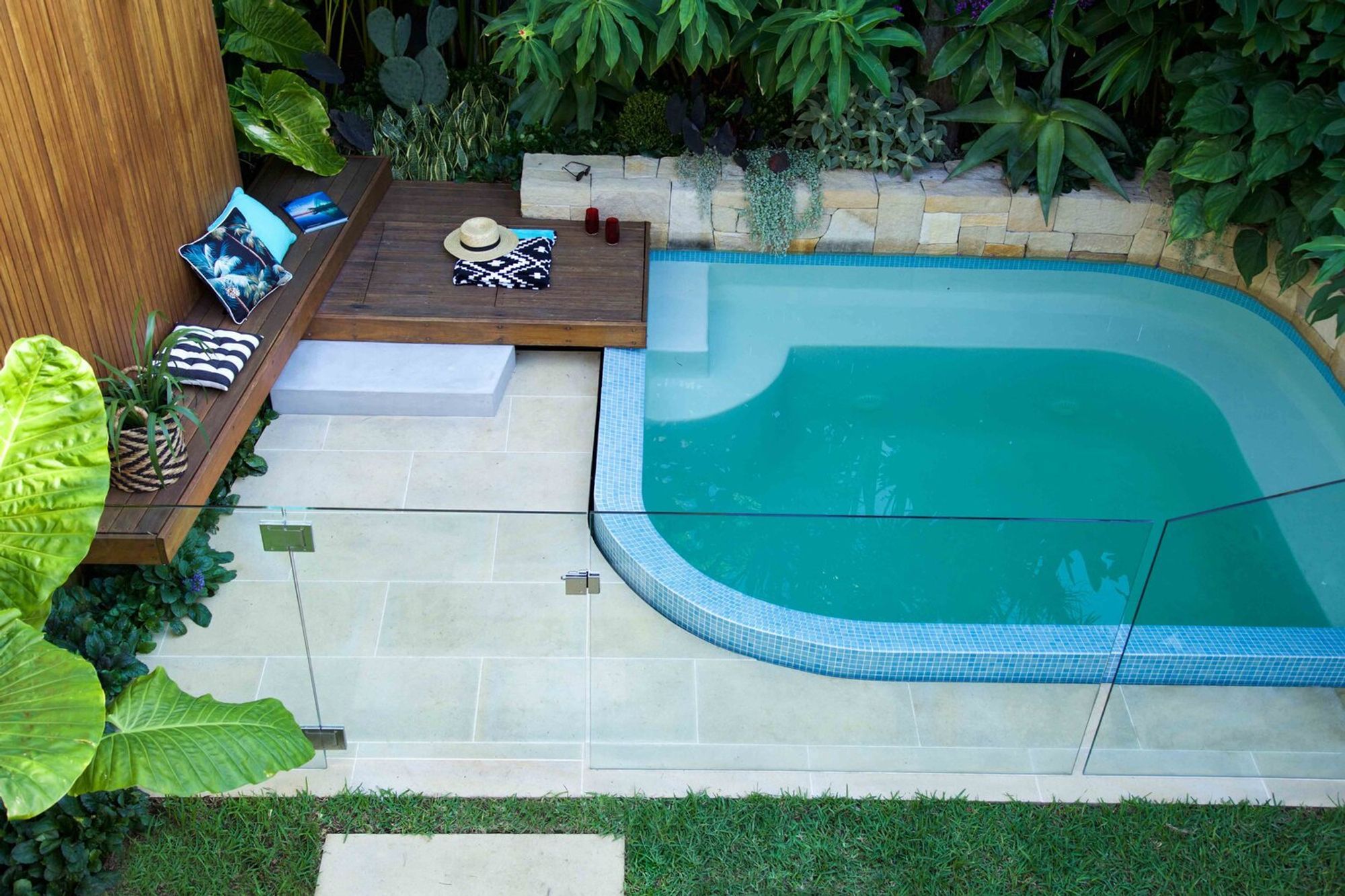 Plunge Garden