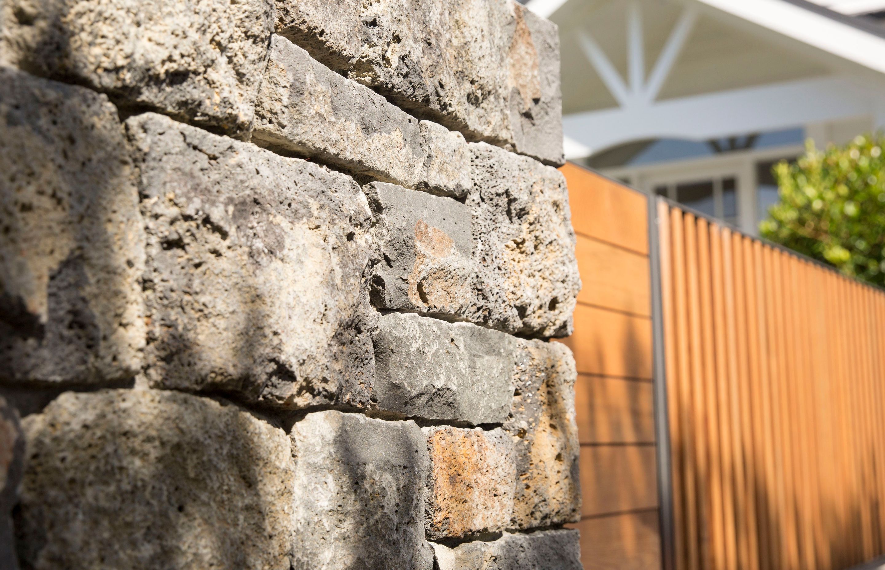 Takapuna Modern & Private