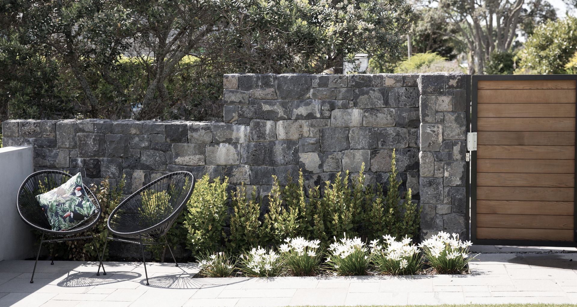 Takapuna Modern & Private banner