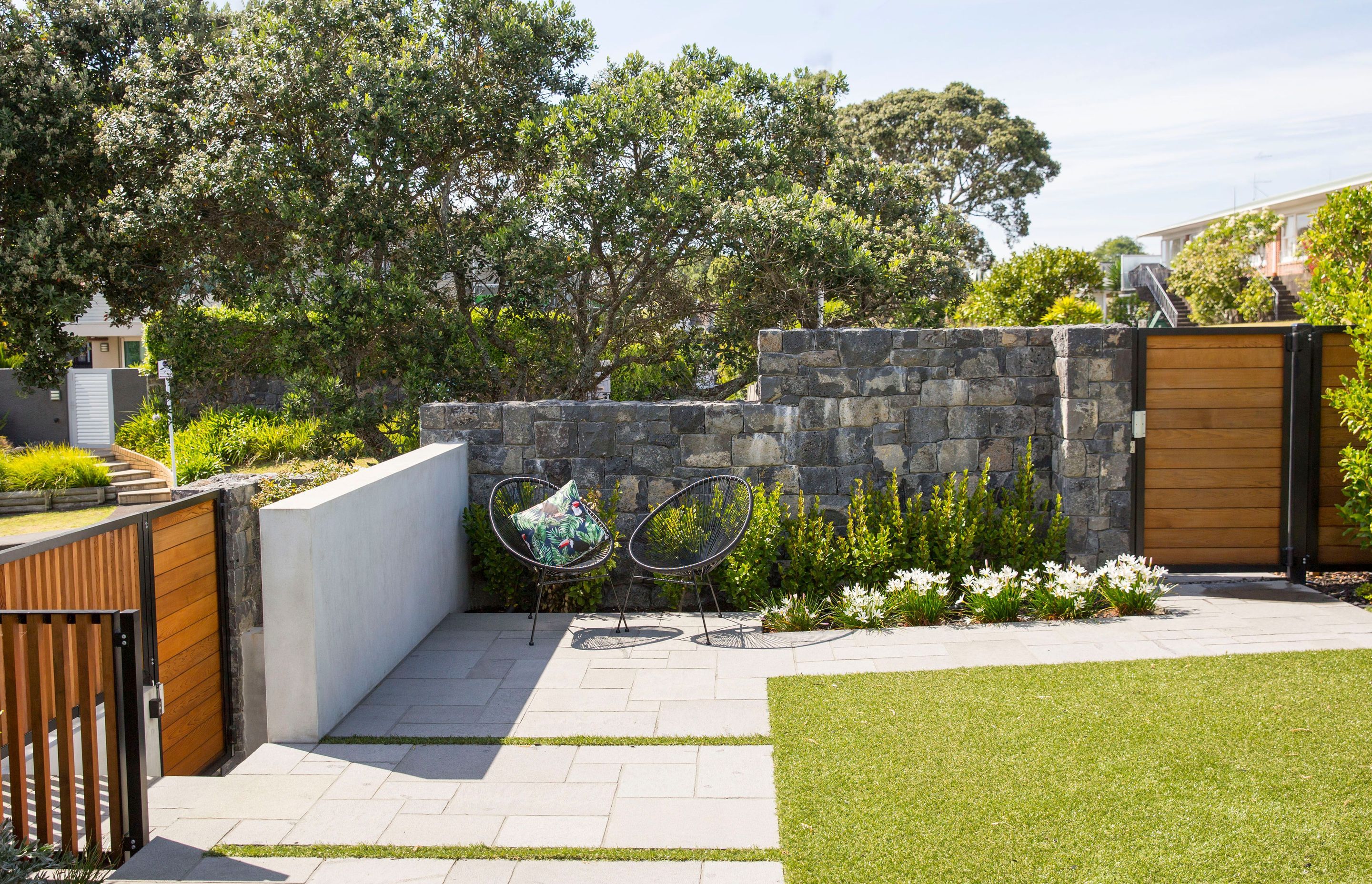 Takapuna Modern & Private