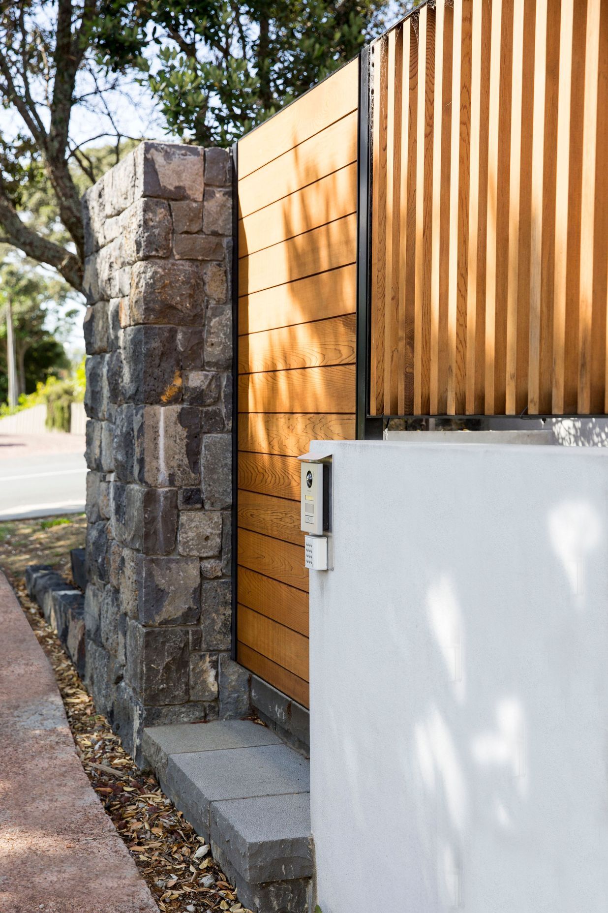 Takapuna Modern & Private