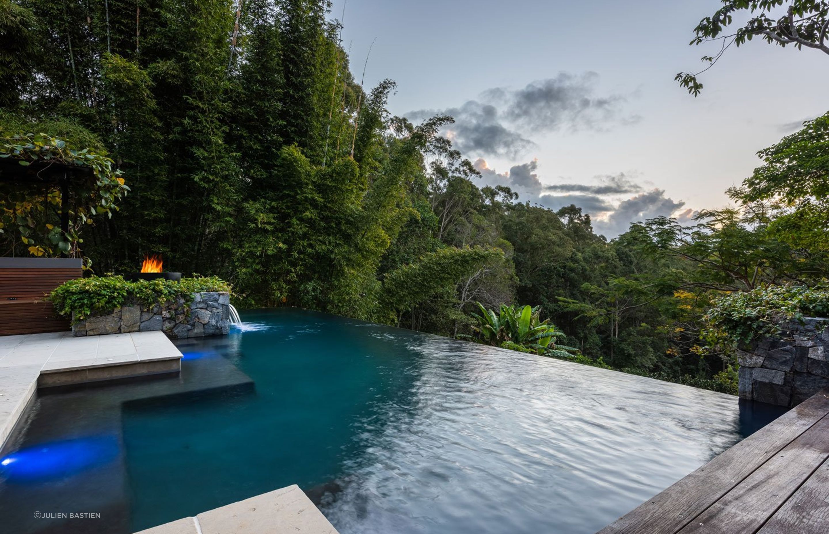 Ilkley: QLD - Acreage