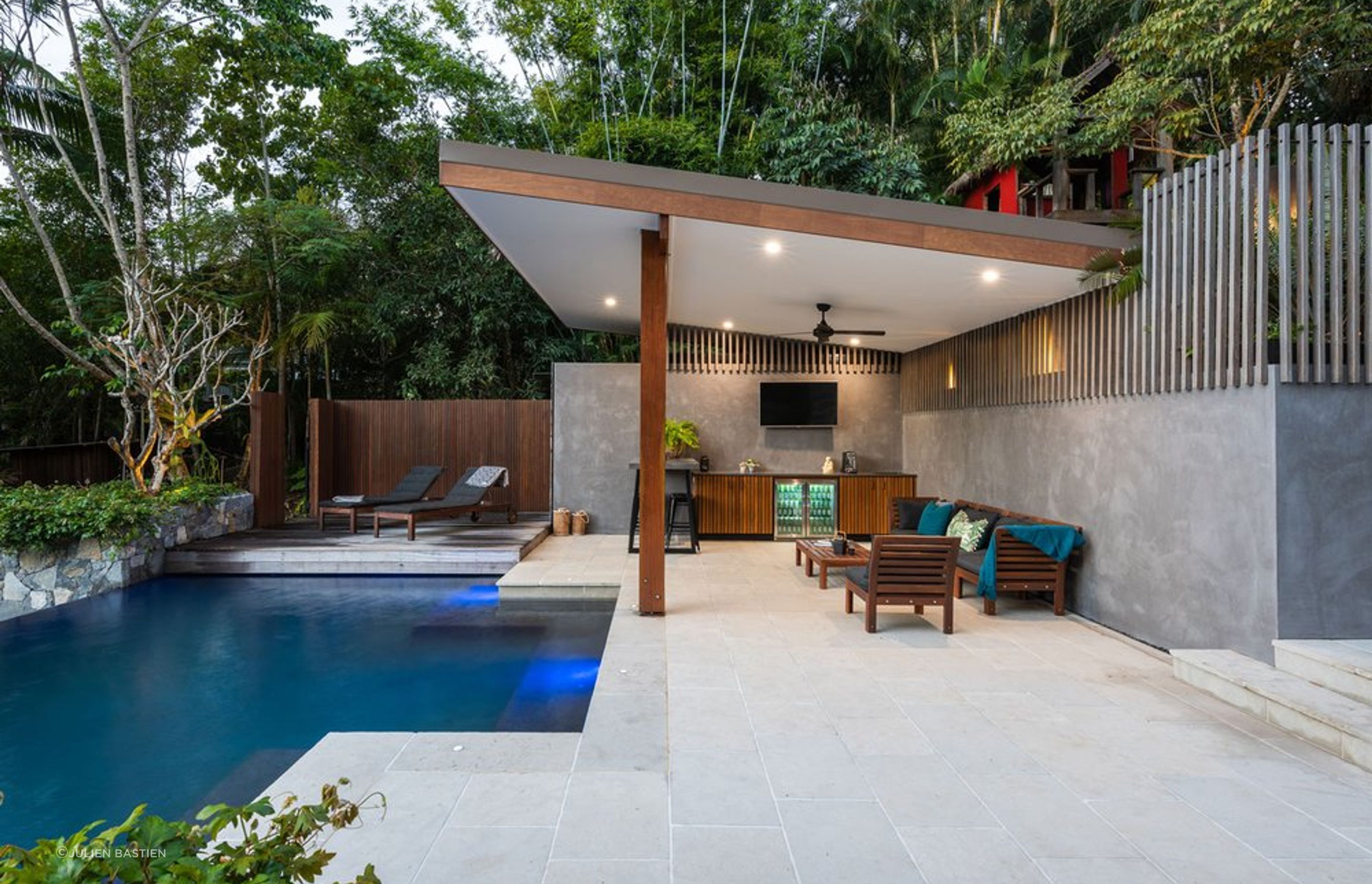 Ilkley: QLD - Acreage
