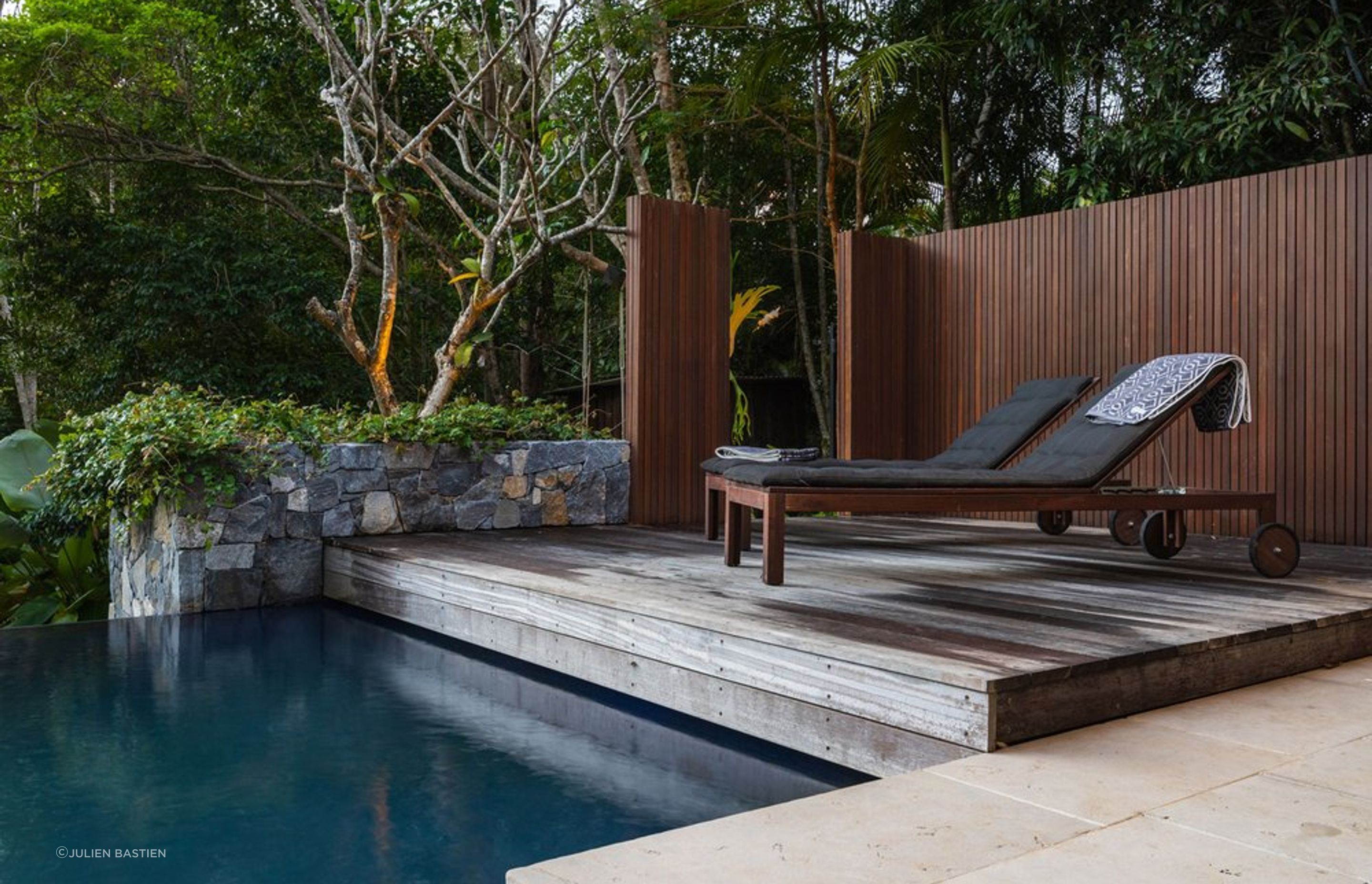 Ilkley: QLD - Acreage