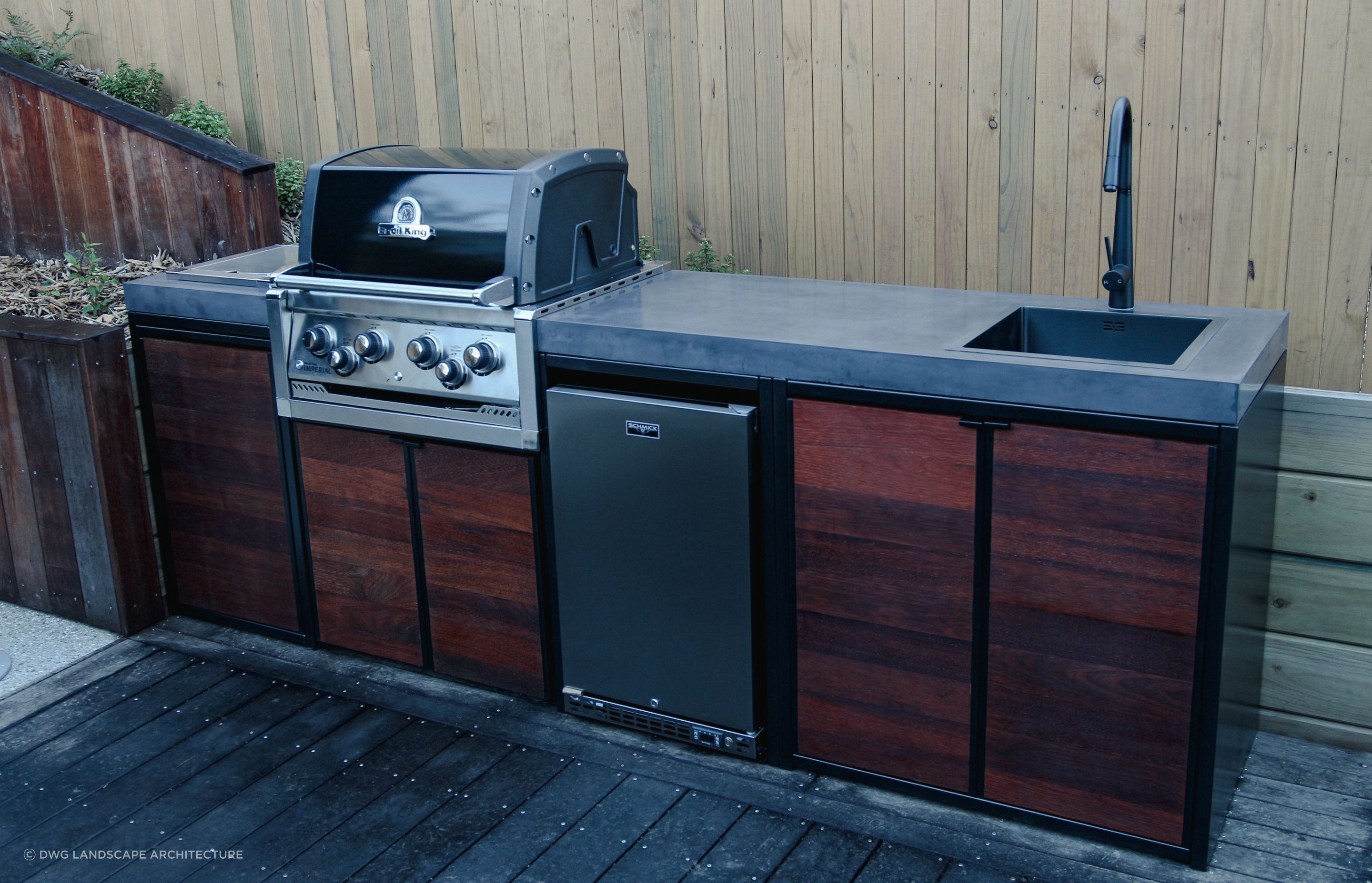 Fernhill Outdoor Kitchen