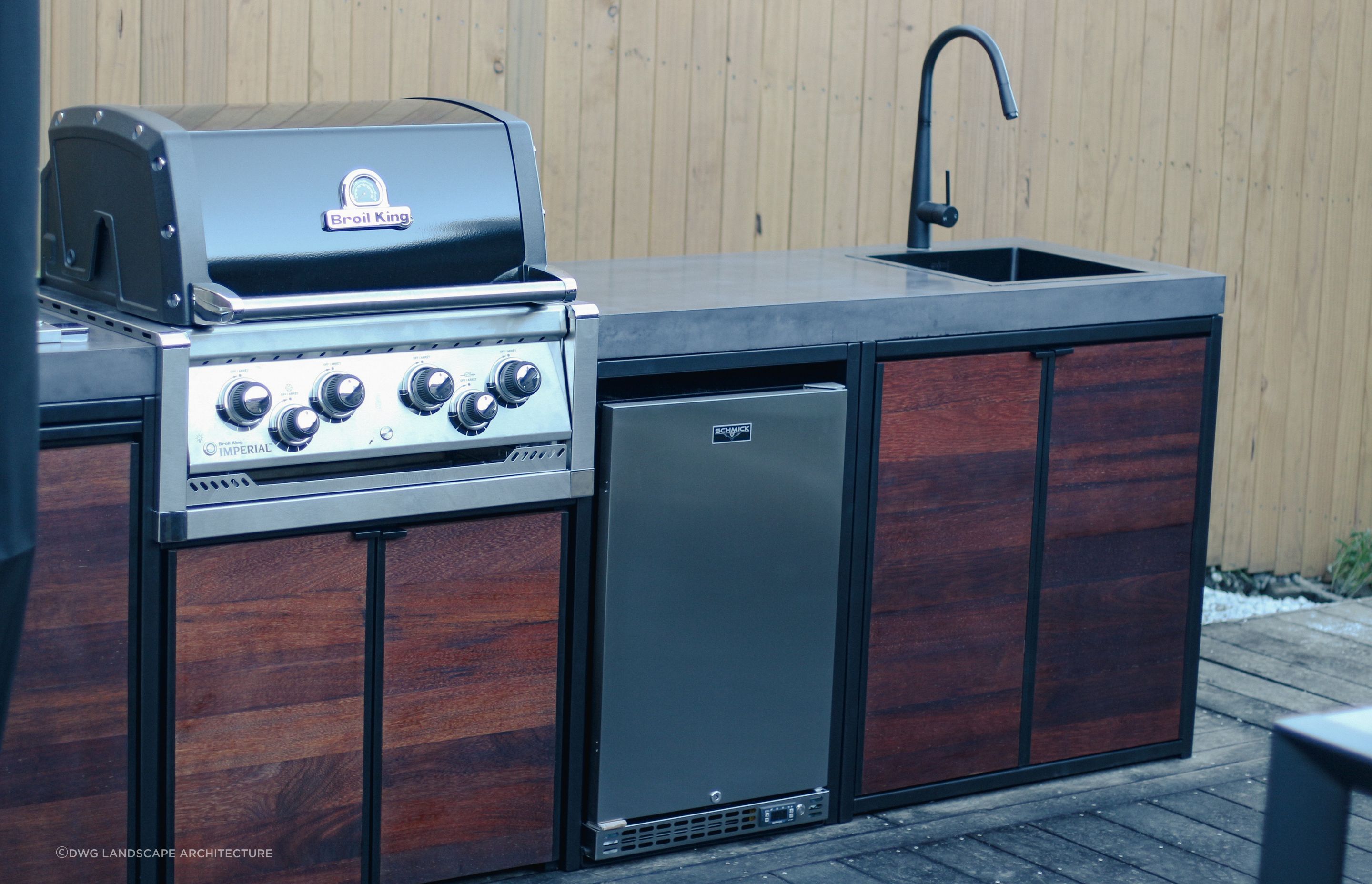 Fernhill Outdoor Kitchen