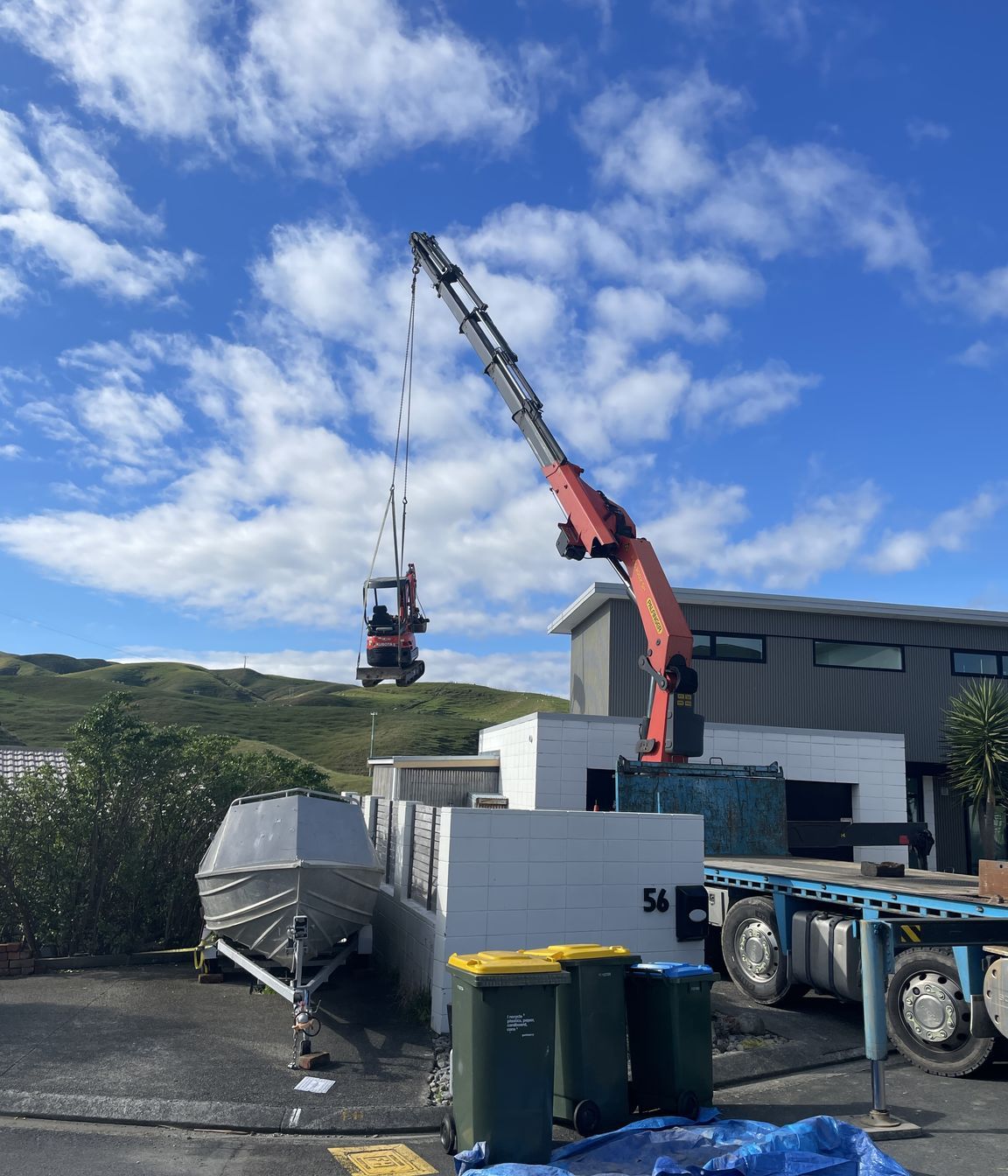 Helicopter - Crane lifts