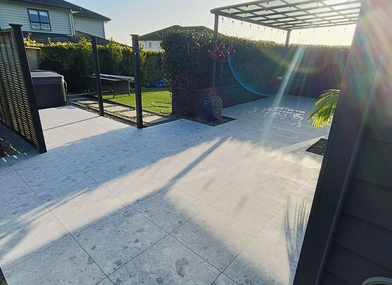 Damn Good Tiling - Outdoor Patio