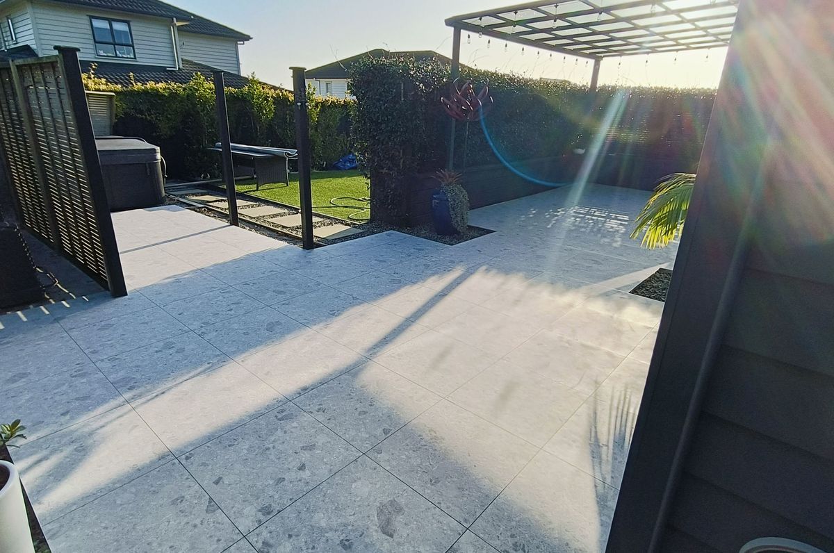Damn Good Tiling - Outdoor Patio