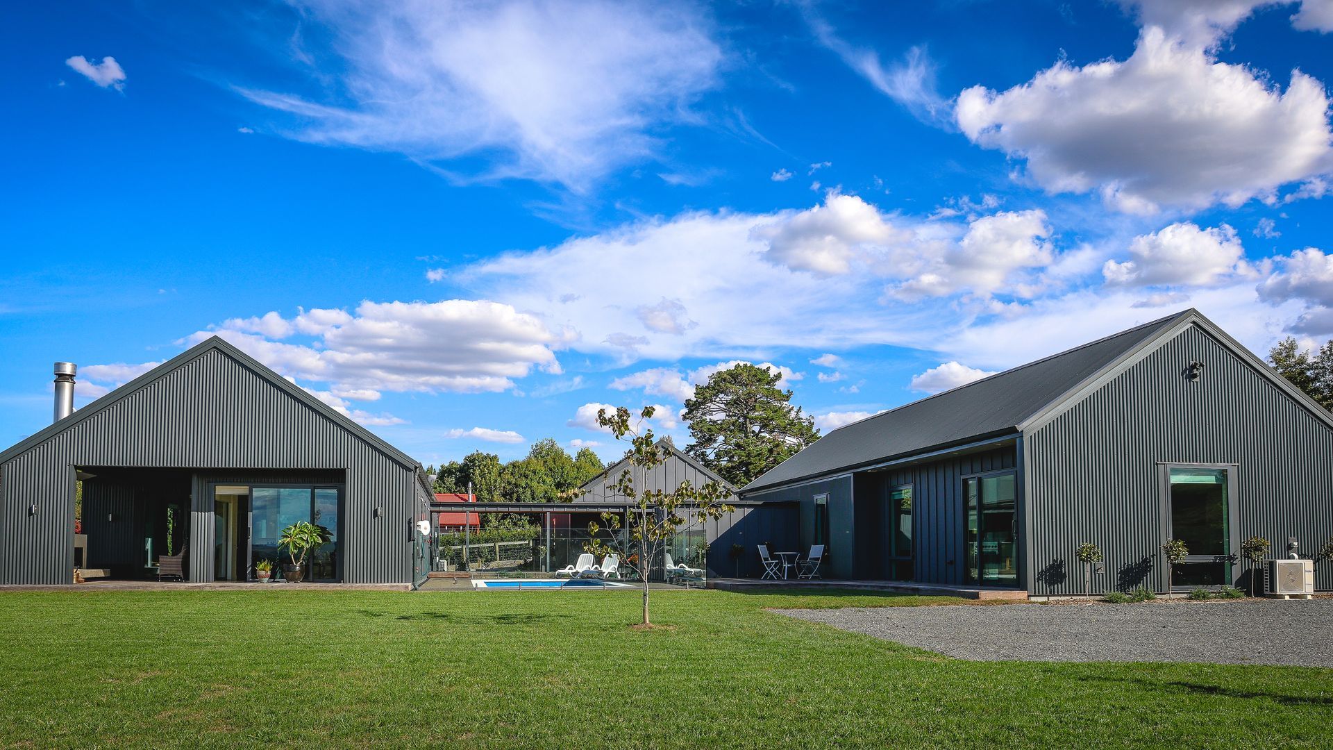 Rural Retreat – South of Cambridge banner