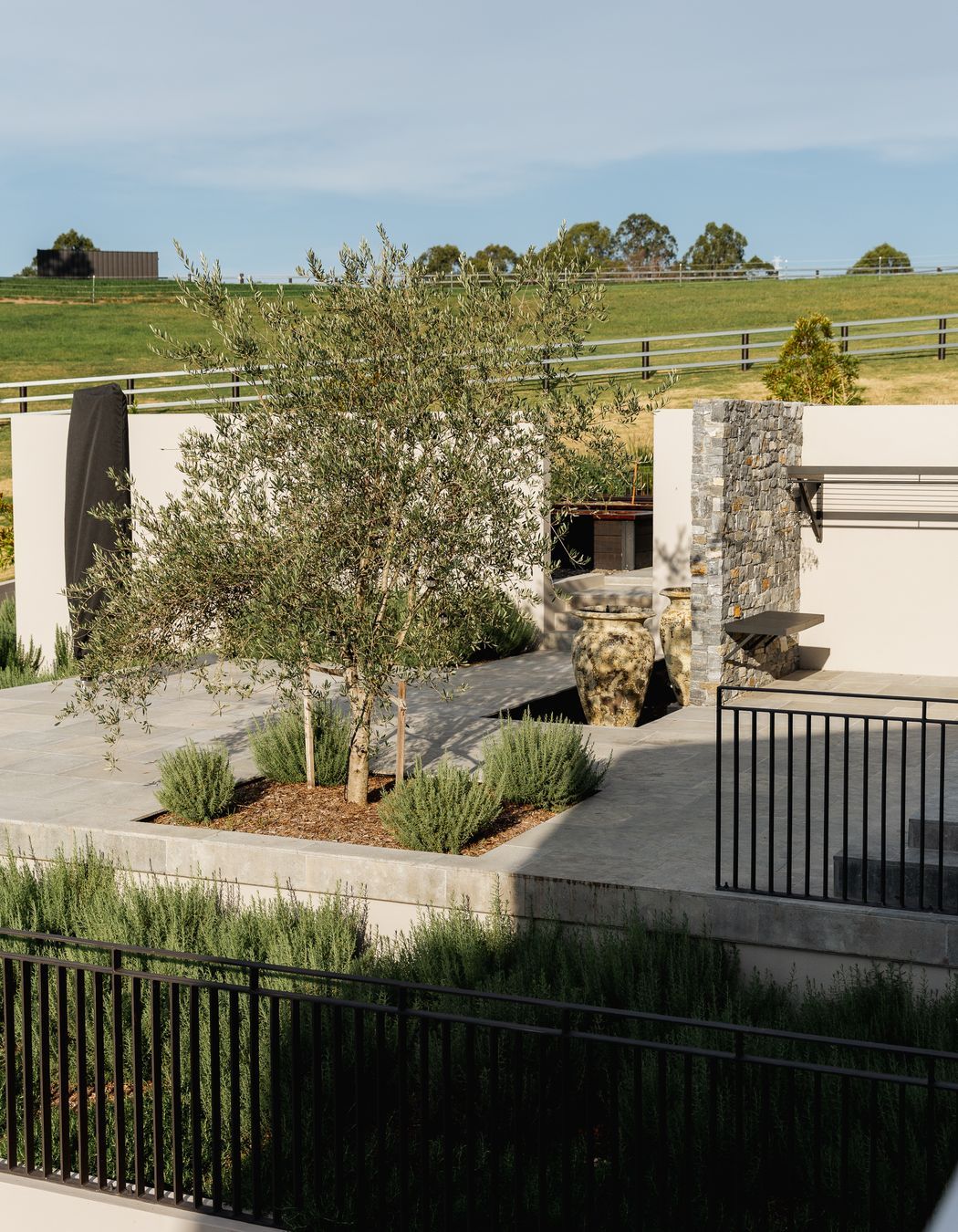 Mount View - Landscaping