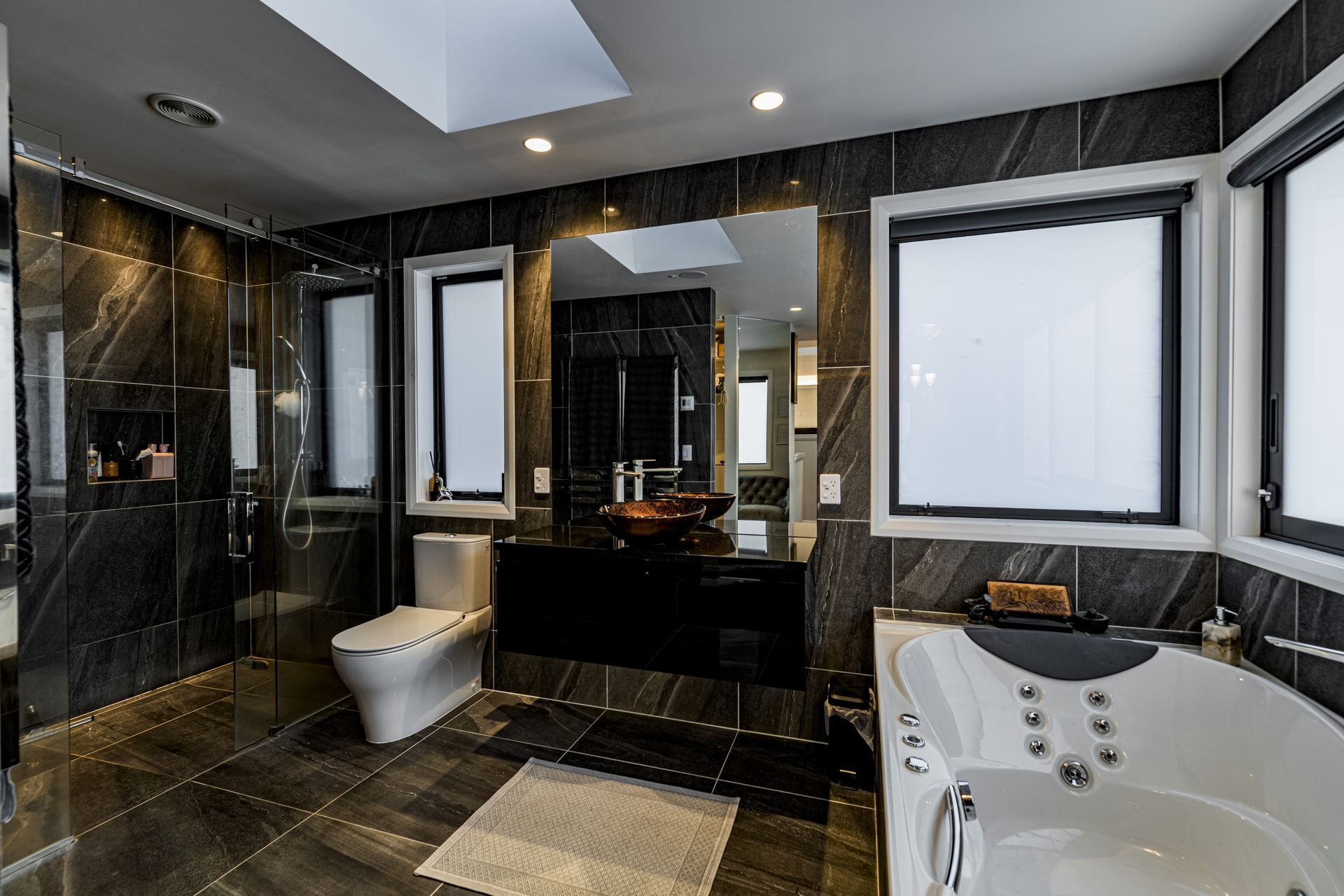 Zela Offset Deep Tilt