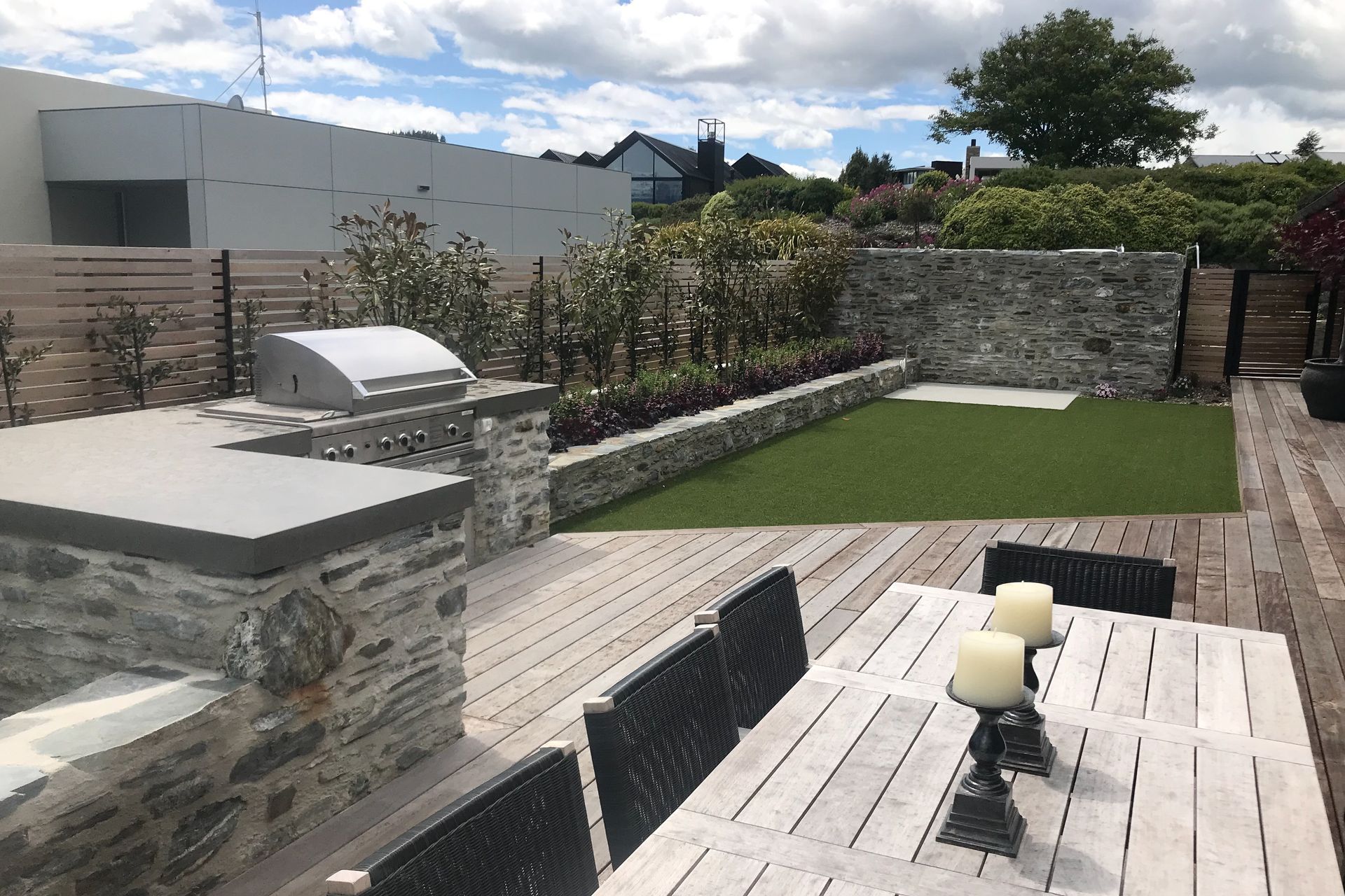 Lucy's Way - Calder Residence