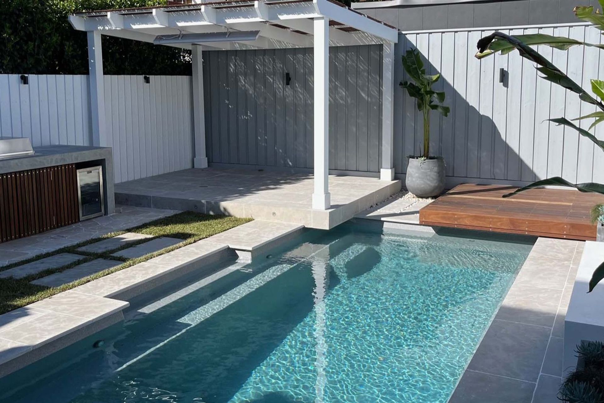 NATURAL STONE POOLSIDE OASIS