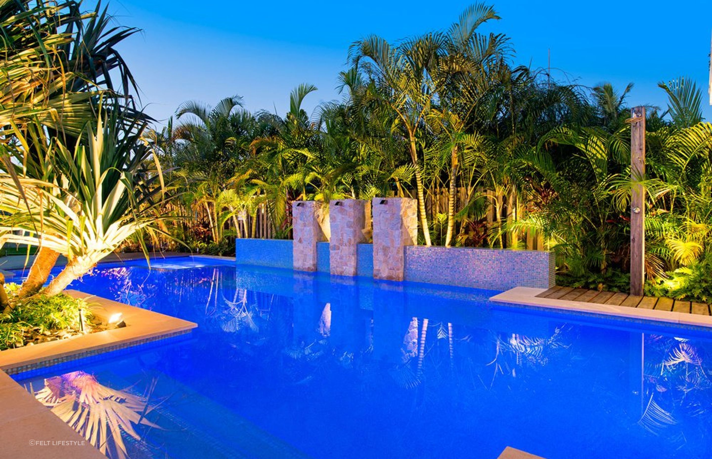 Mermaid Waters: QLD - Residential