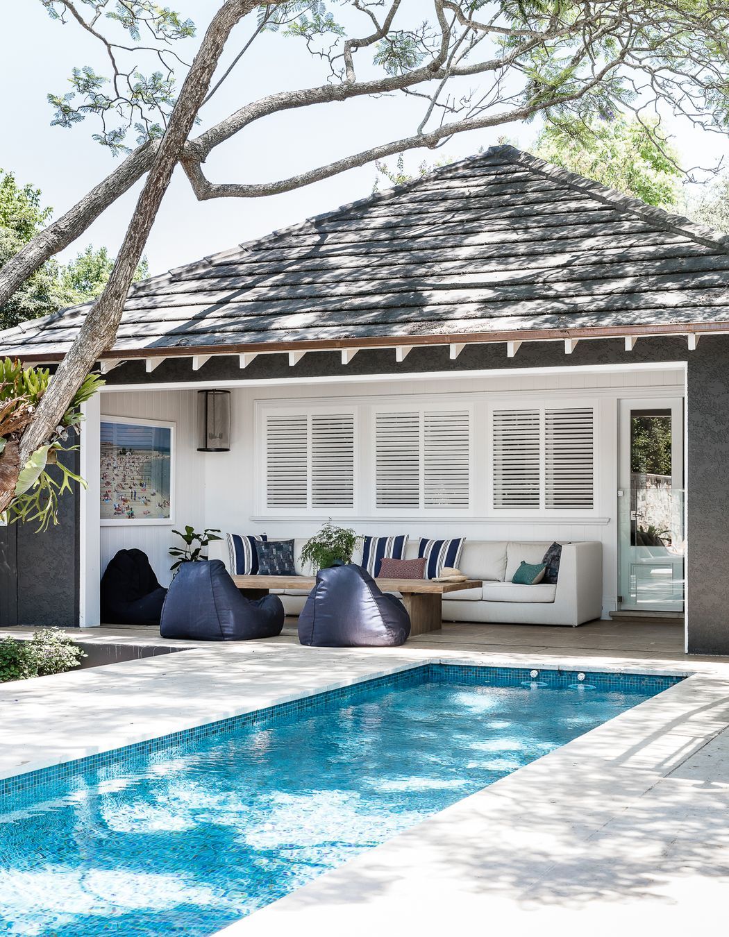 Cathedral Limestone Alfresco | Project by Beecraft