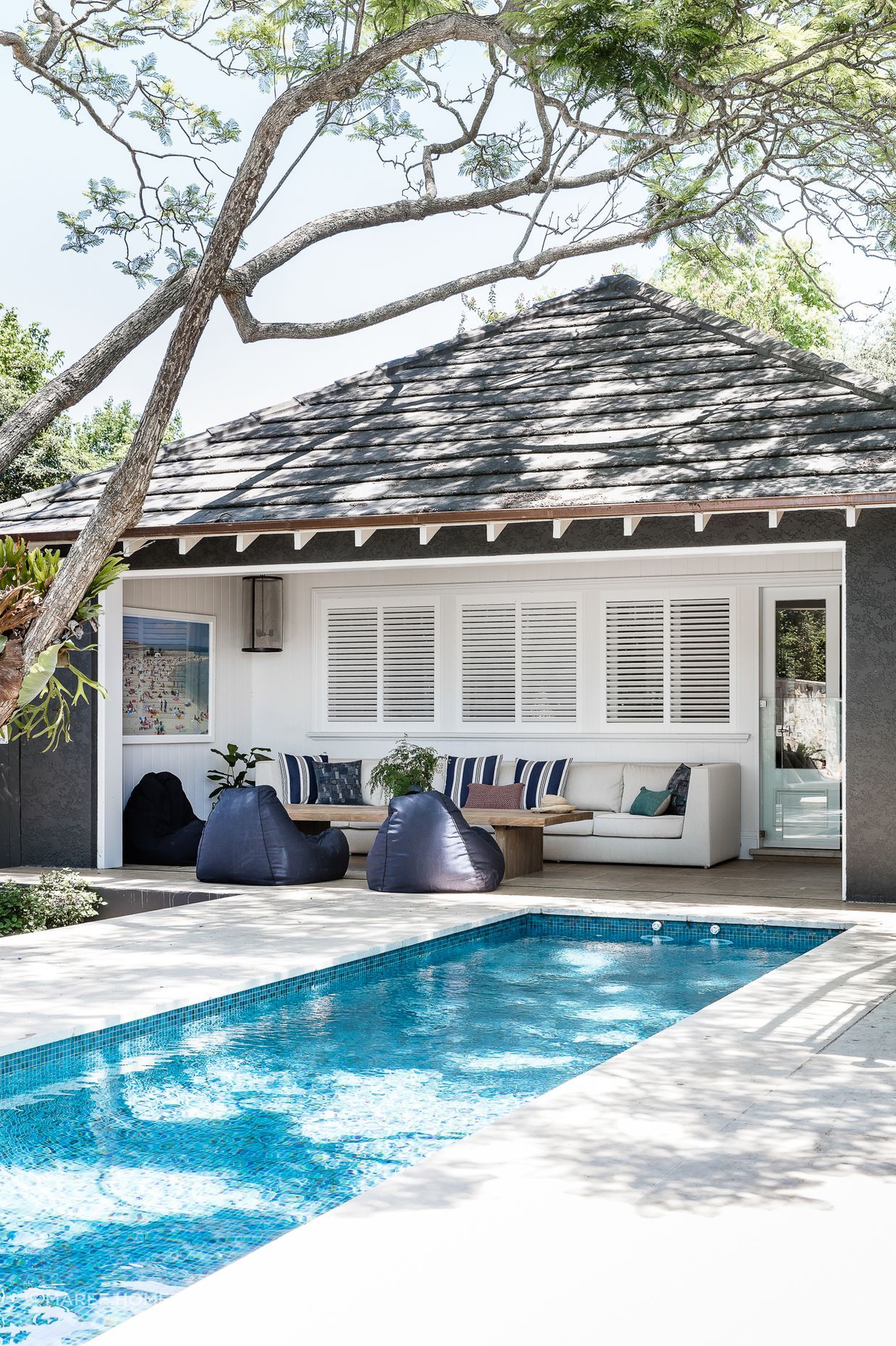 Cathedral Limestone Alfresco | Project by Beecraft