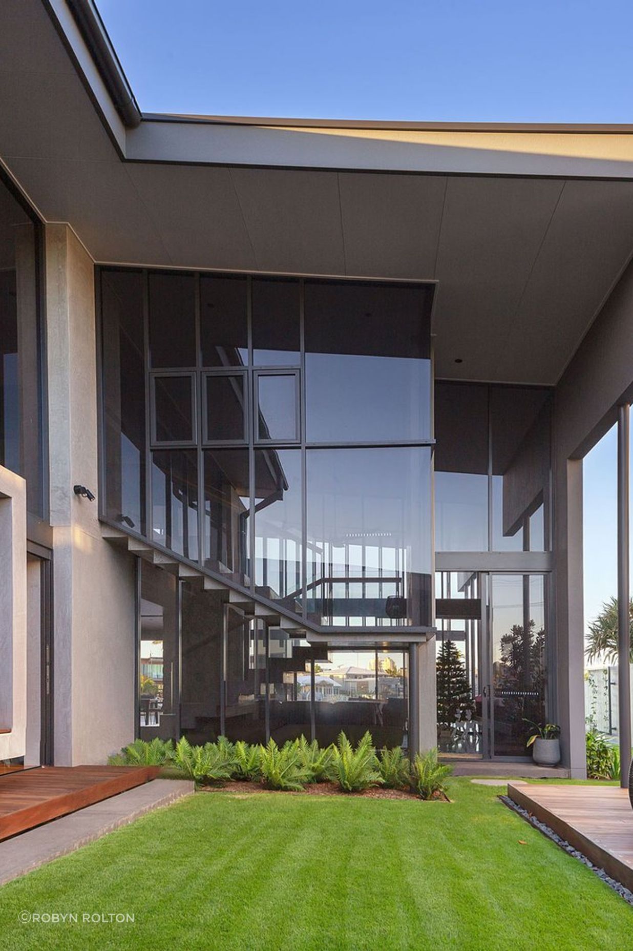 Mooloolaba: QLD - Residential
