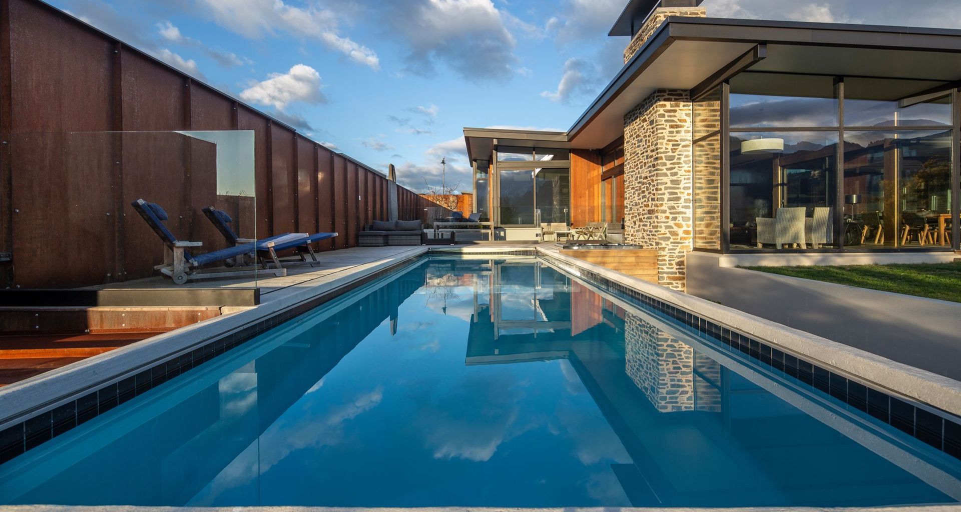 Lake Wanaka Above-Ground Swimming Pool banner