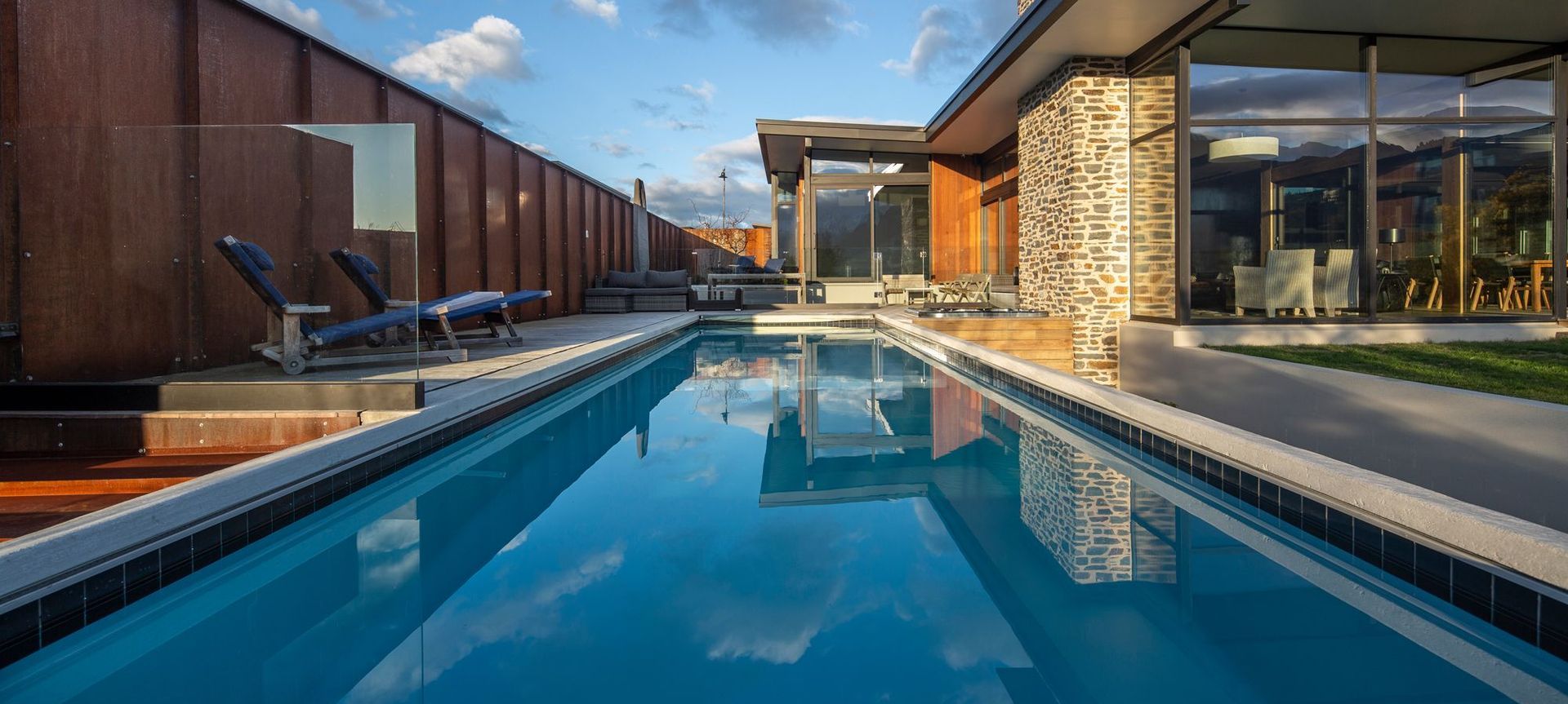 Lake Wanaka Above-Ground Swimming Pool banner